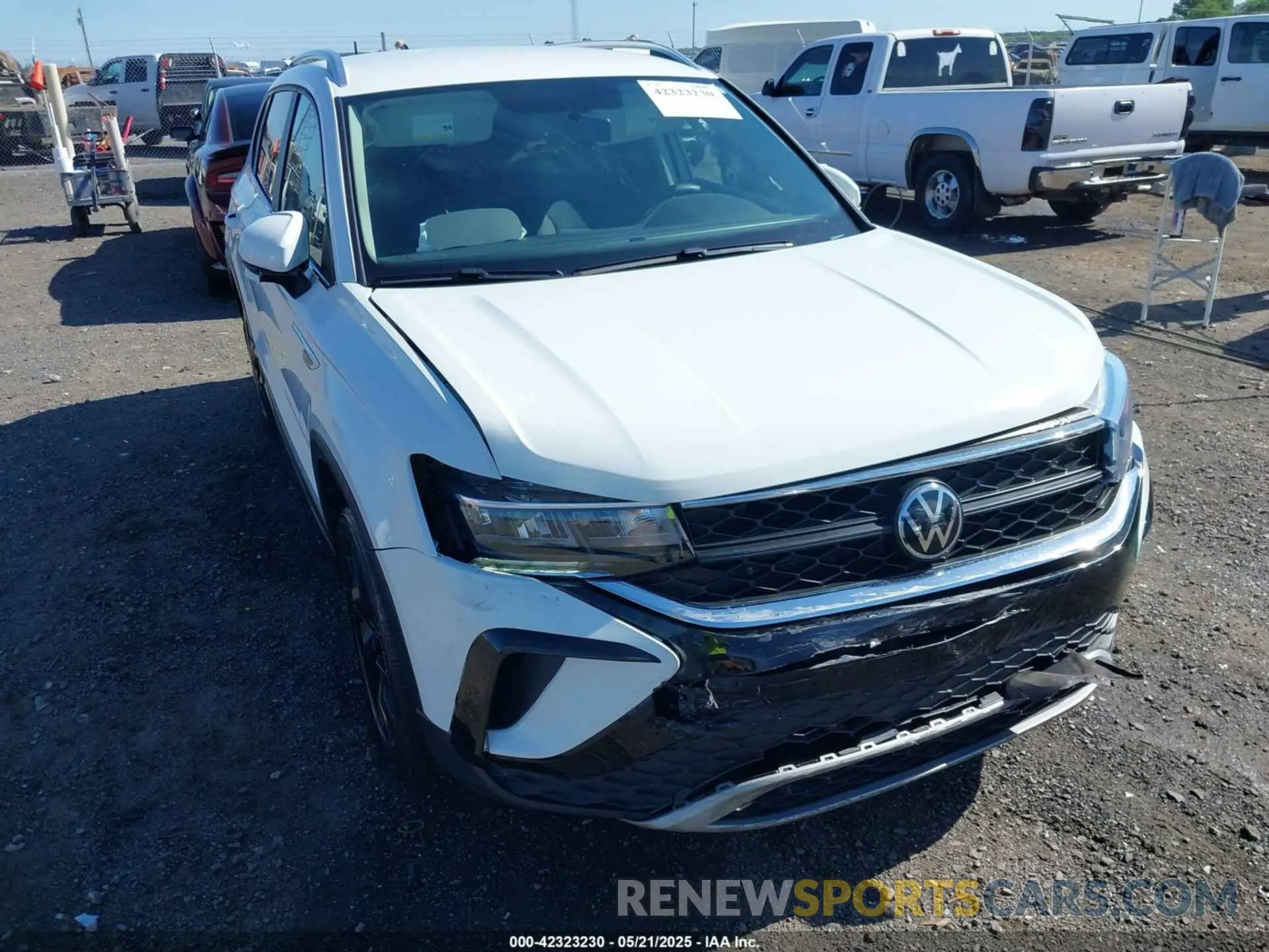 6 Photograph of a damaged car 3VVRX7B2XNM076678 VOLKSWAGEN TAOS 2022