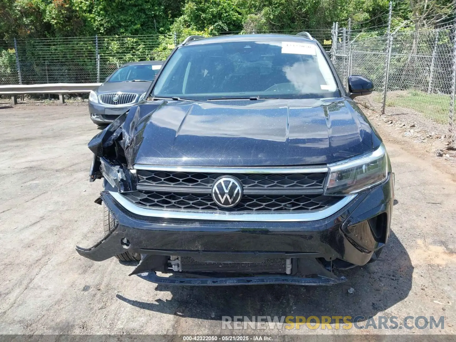 11 Photograph of a damaged car 3VVSX7B24NM094482 VOLKSWAGEN TAOS 2022