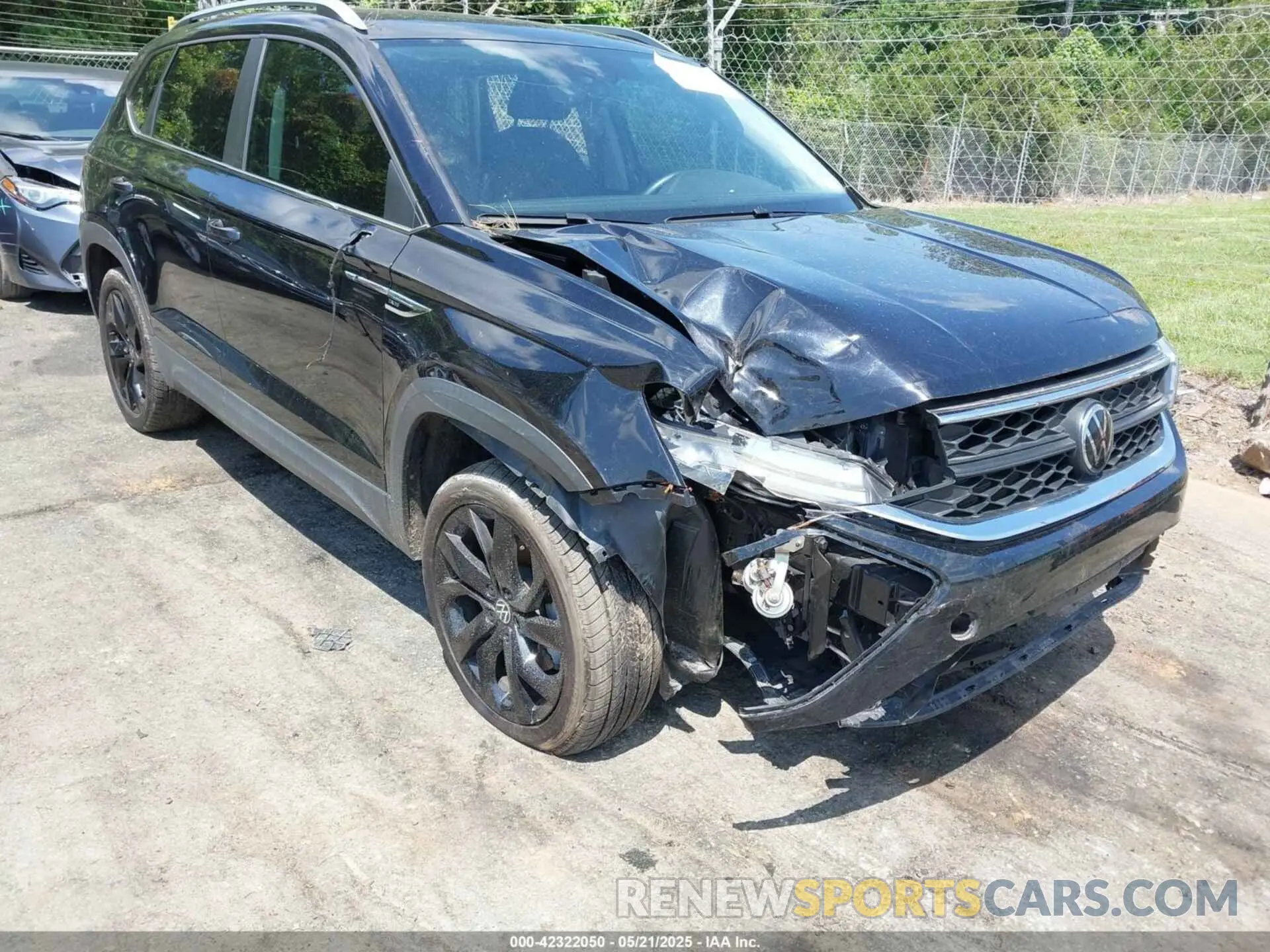 6 Photograph of a damaged car 3VVSX7B24NM094482 VOLKSWAGEN TAOS 2022