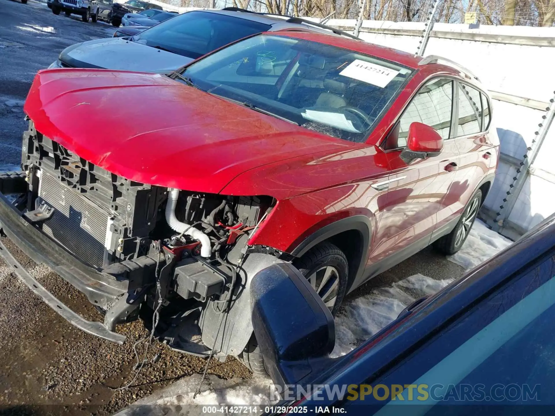 2 Photograph of a damaged car 3VVWX7B21NM022365 VOLKSWAGEN TAOS 2022