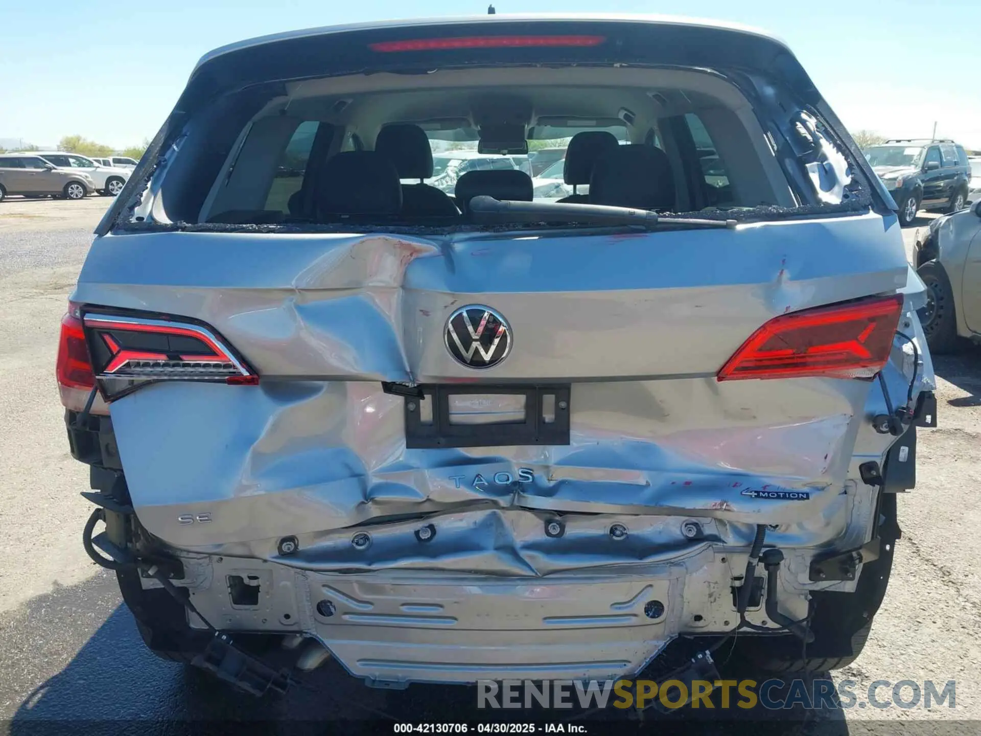 6 Photograph of a damaged car 3VVWX7B25NM052100 VOLKSWAGEN TAOS 2022