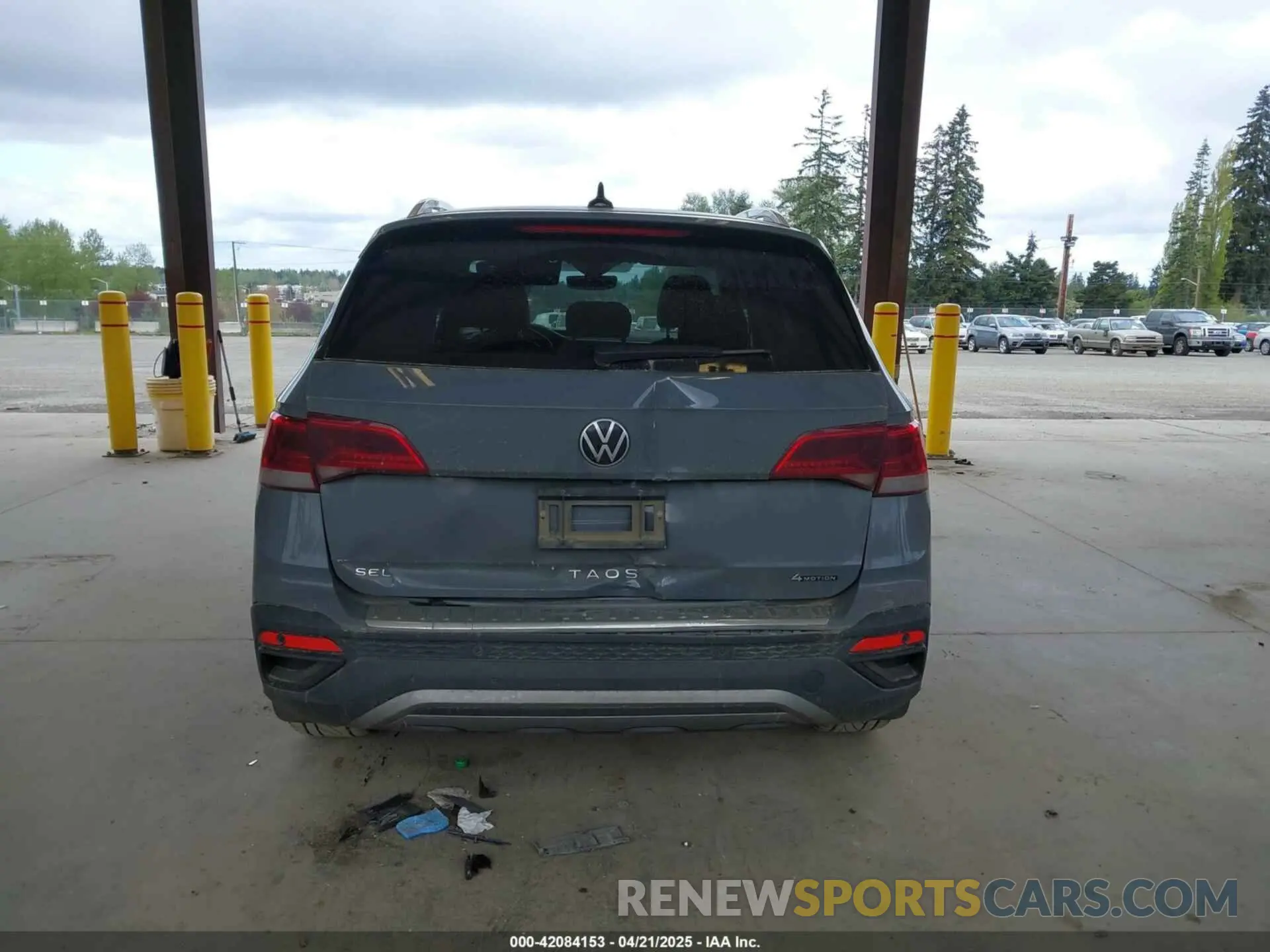 16 Photograph of a damaged car 3VV2X7B25PM337834 VOLKSWAGEN TAOS 2023