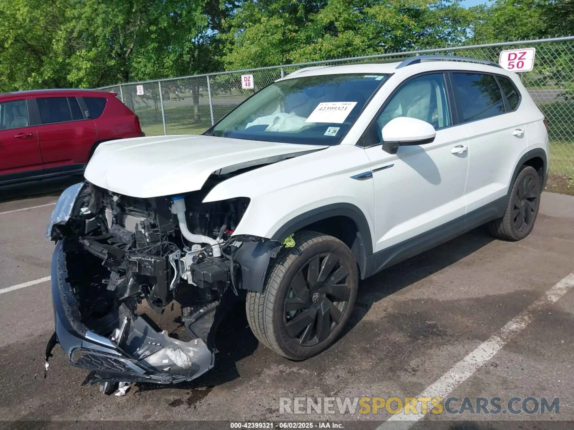 2 Photograph of a damaged car 3VV4X7B21PM358768 VOLKSWAGEN TAOS 2023
