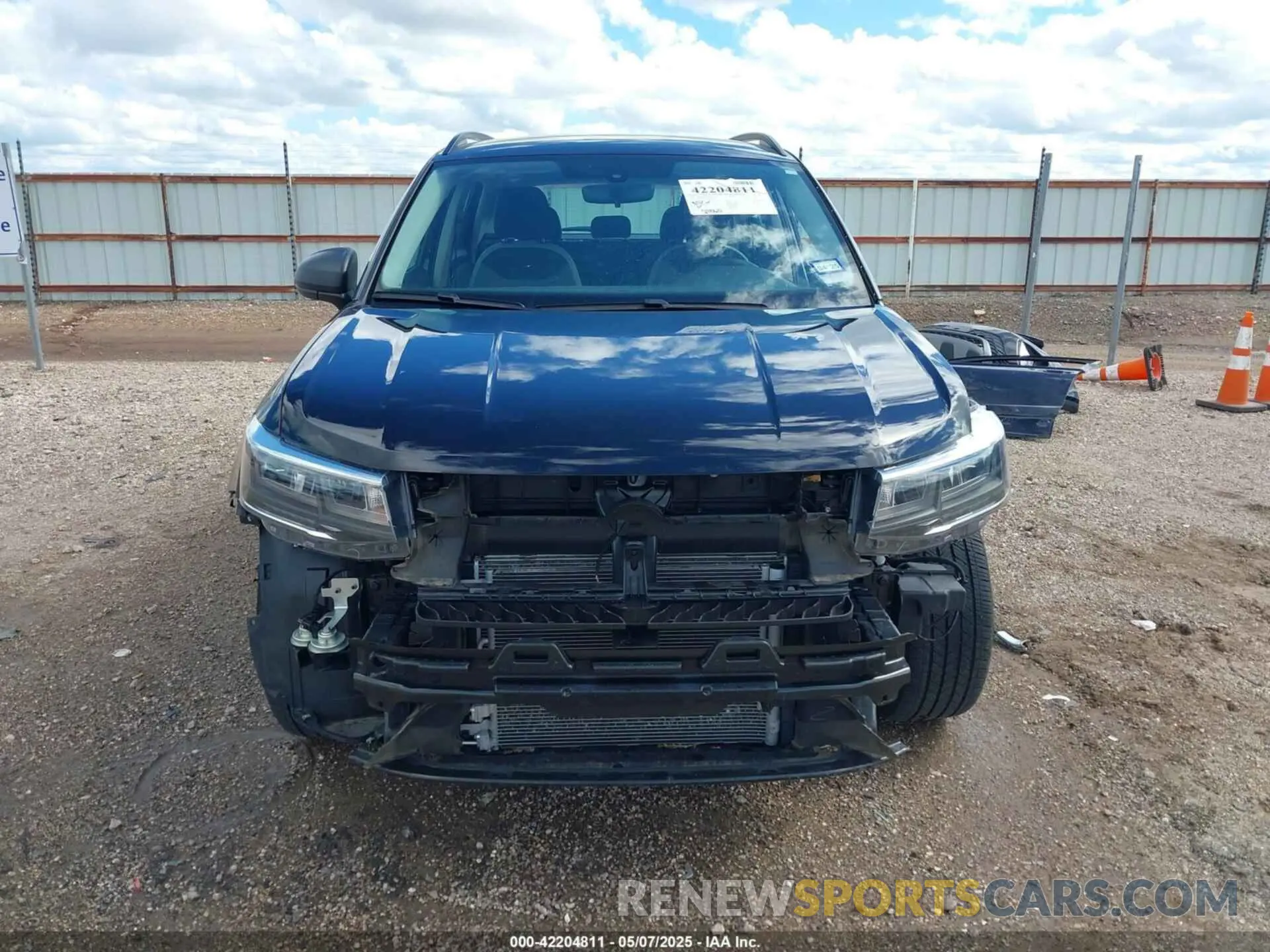 13 Photograph of a damaged car 3VVAX7B23PM309459 VOLKSWAGEN TAOS 2023