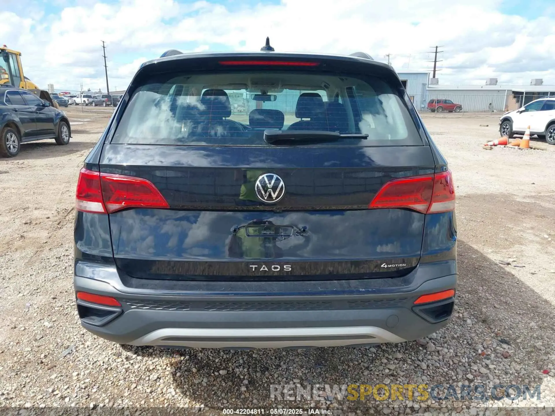 17 Photograph of a damaged car 3VVAX7B23PM309459 VOLKSWAGEN TAOS 2023