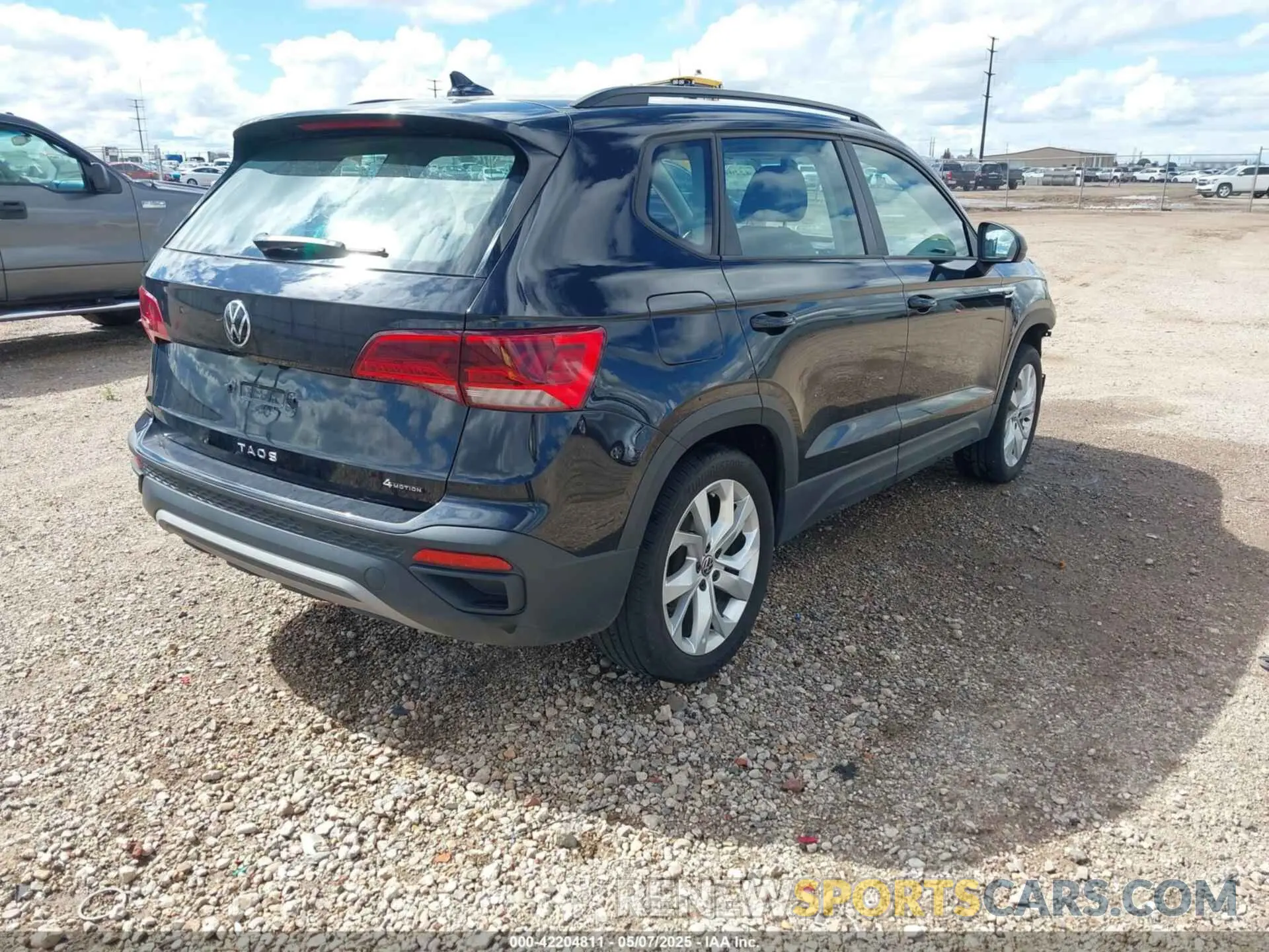 4 Photograph of a damaged car 3VVAX7B23PM309459 VOLKSWAGEN TAOS 2023