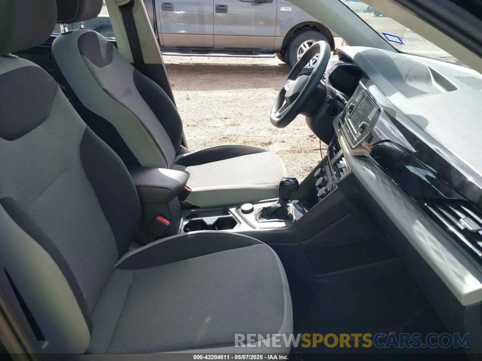 5 Photograph of a damaged car 3VVAX7B23PM309459 VOLKSWAGEN TAOS 2023