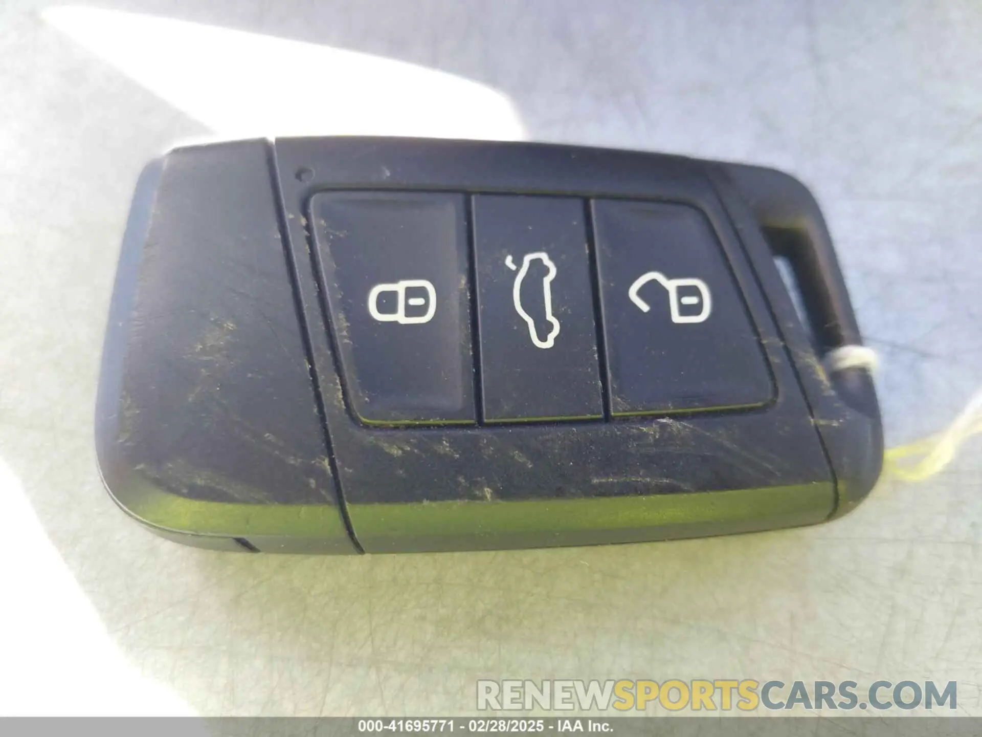 11 Photograph of a damaged car 3VVCX7B24PM368755 VOLKSWAGEN TAOS 2023