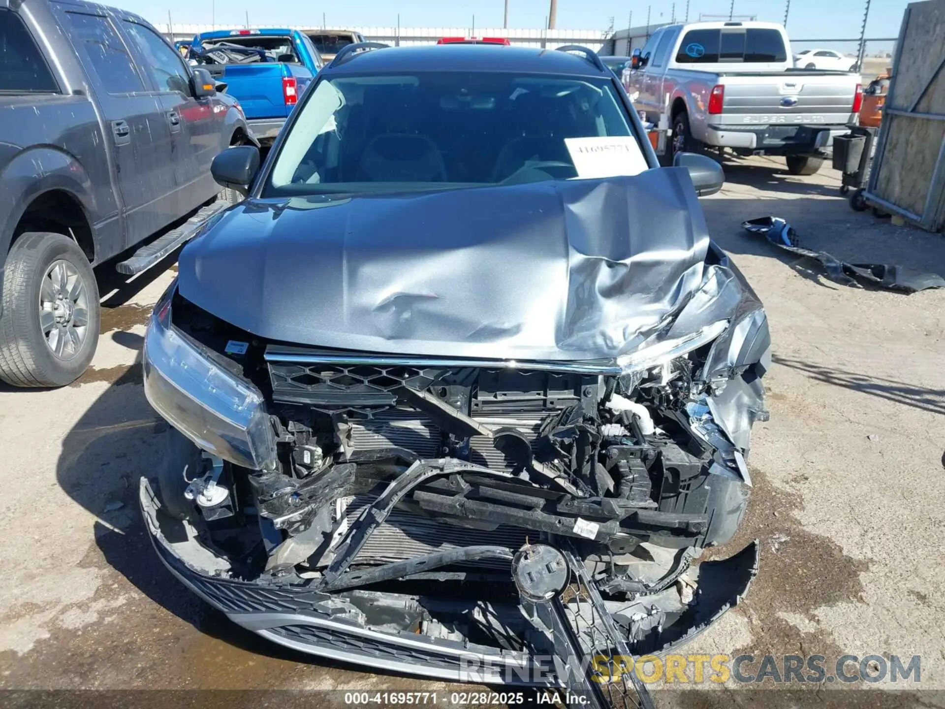 13 Photograph of a damaged car 3VVCX7B24PM368755 VOLKSWAGEN TAOS 2023