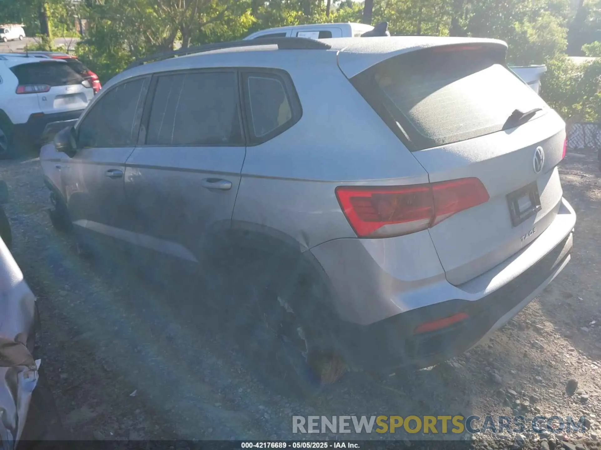 3 Photograph of a damaged car 3VVCX7B24PM379237 VOLKSWAGEN TAOS 2023