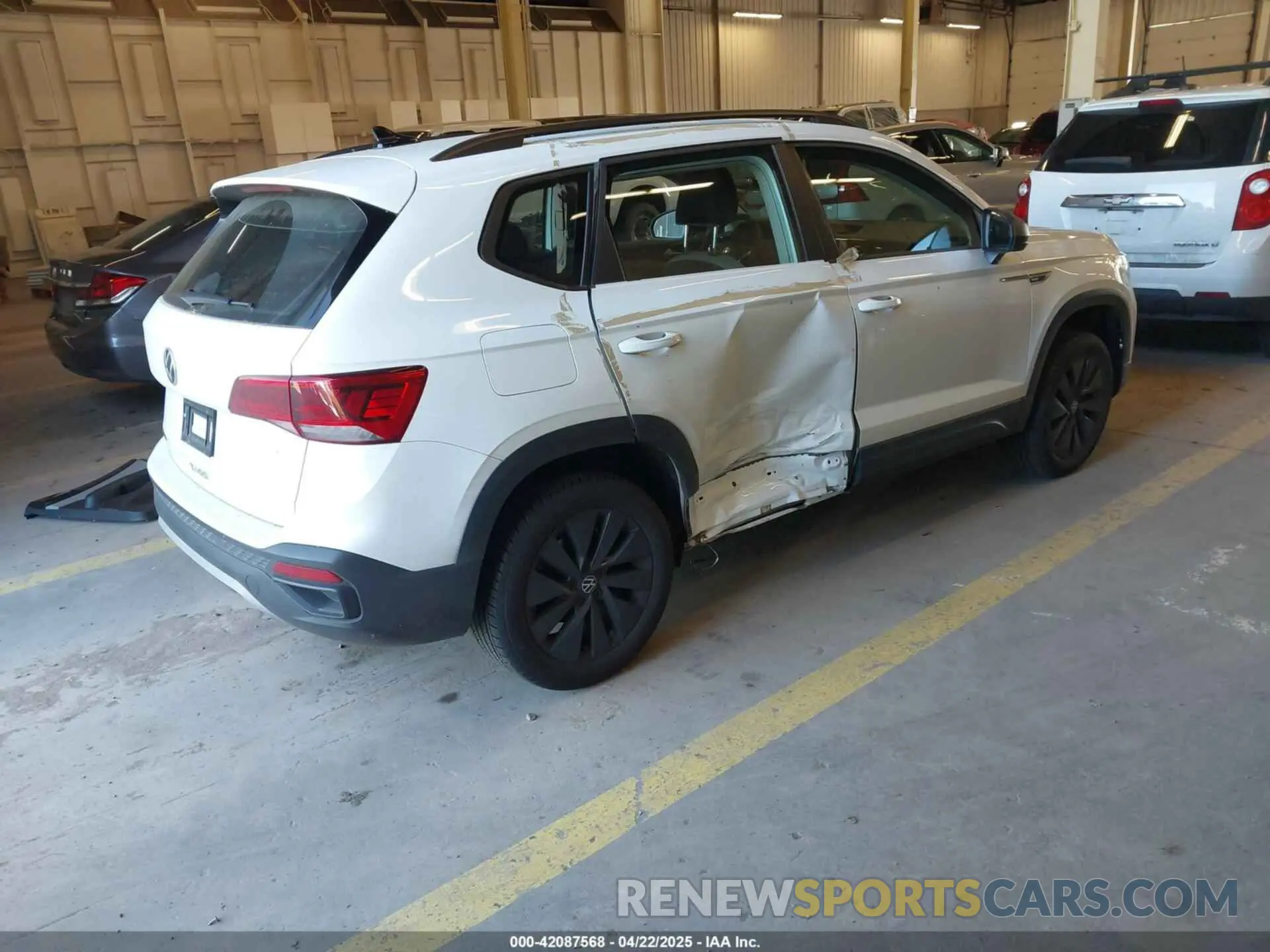4 Photograph of a damaged car 3VVCX7B26PM365145 VOLKSWAGEN TAOS 2023