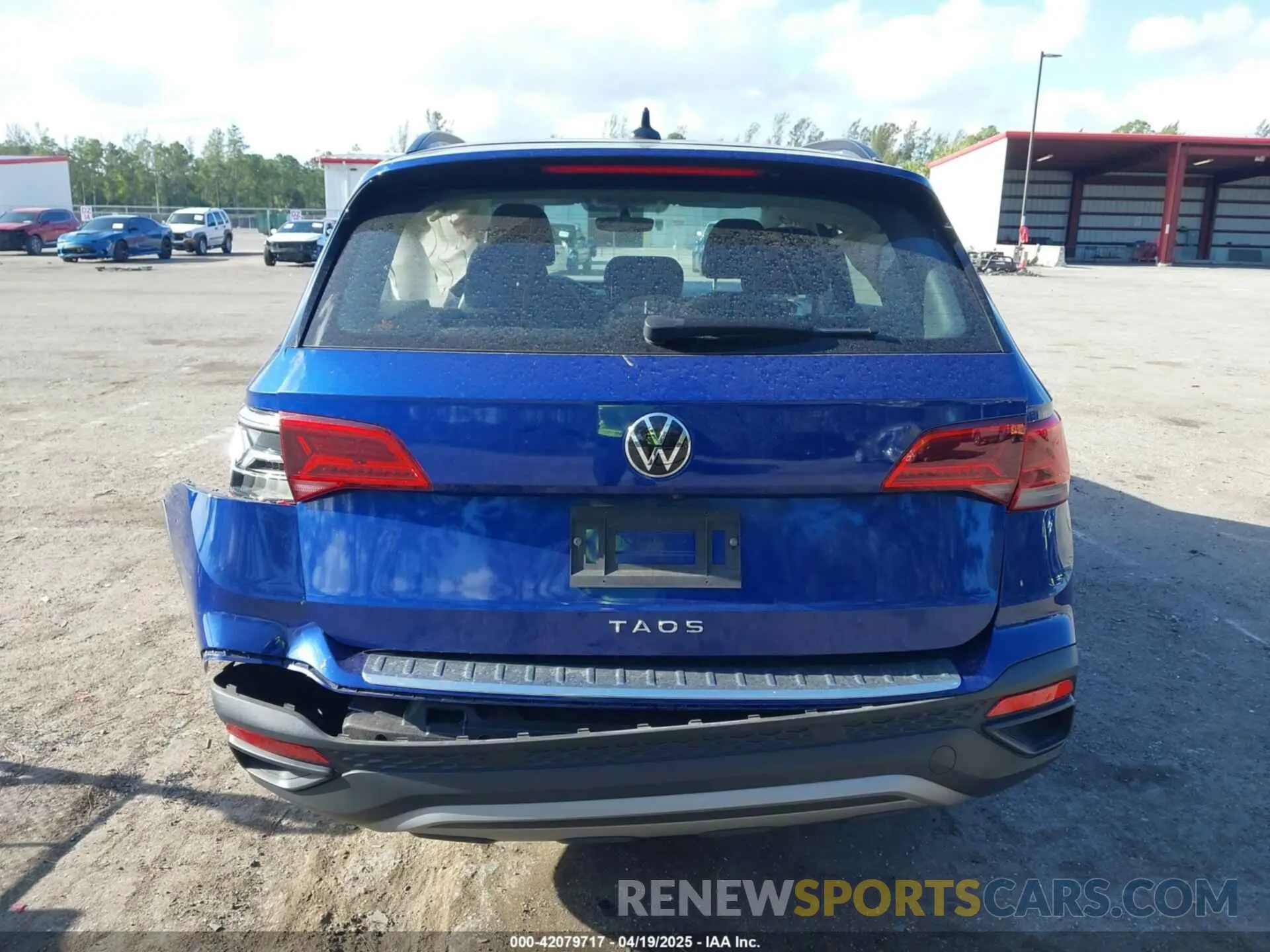 17 Photograph of a damaged car 3VVCX7B29PM362983 VOLKSWAGEN TAOS 2023