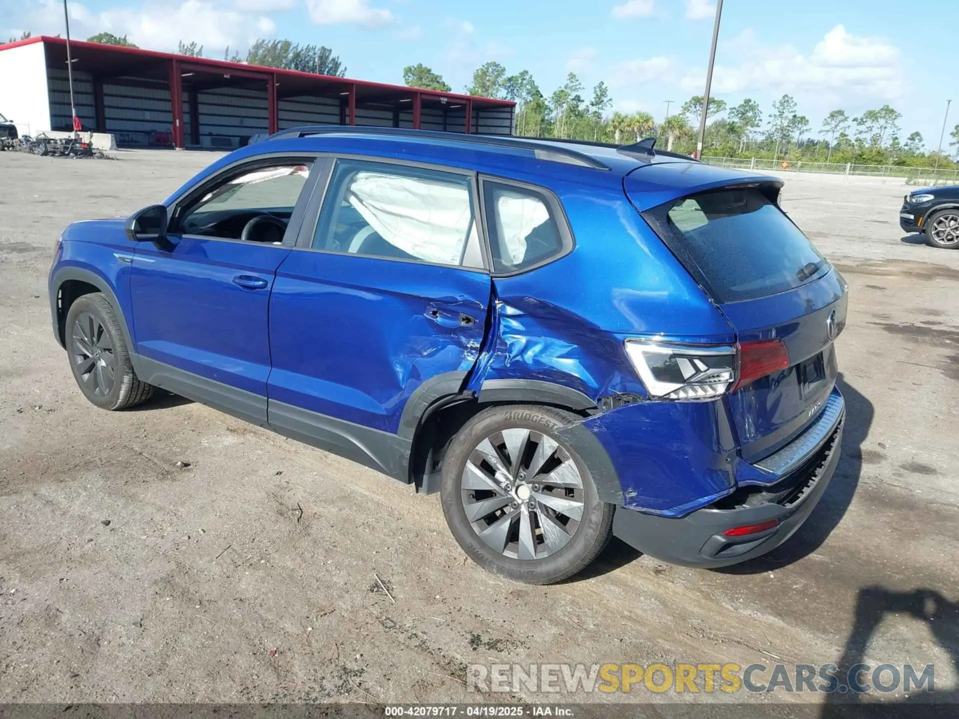 3 Photograph of a damaged car 3VVCX7B29PM362983 VOLKSWAGEN TAOS 2023