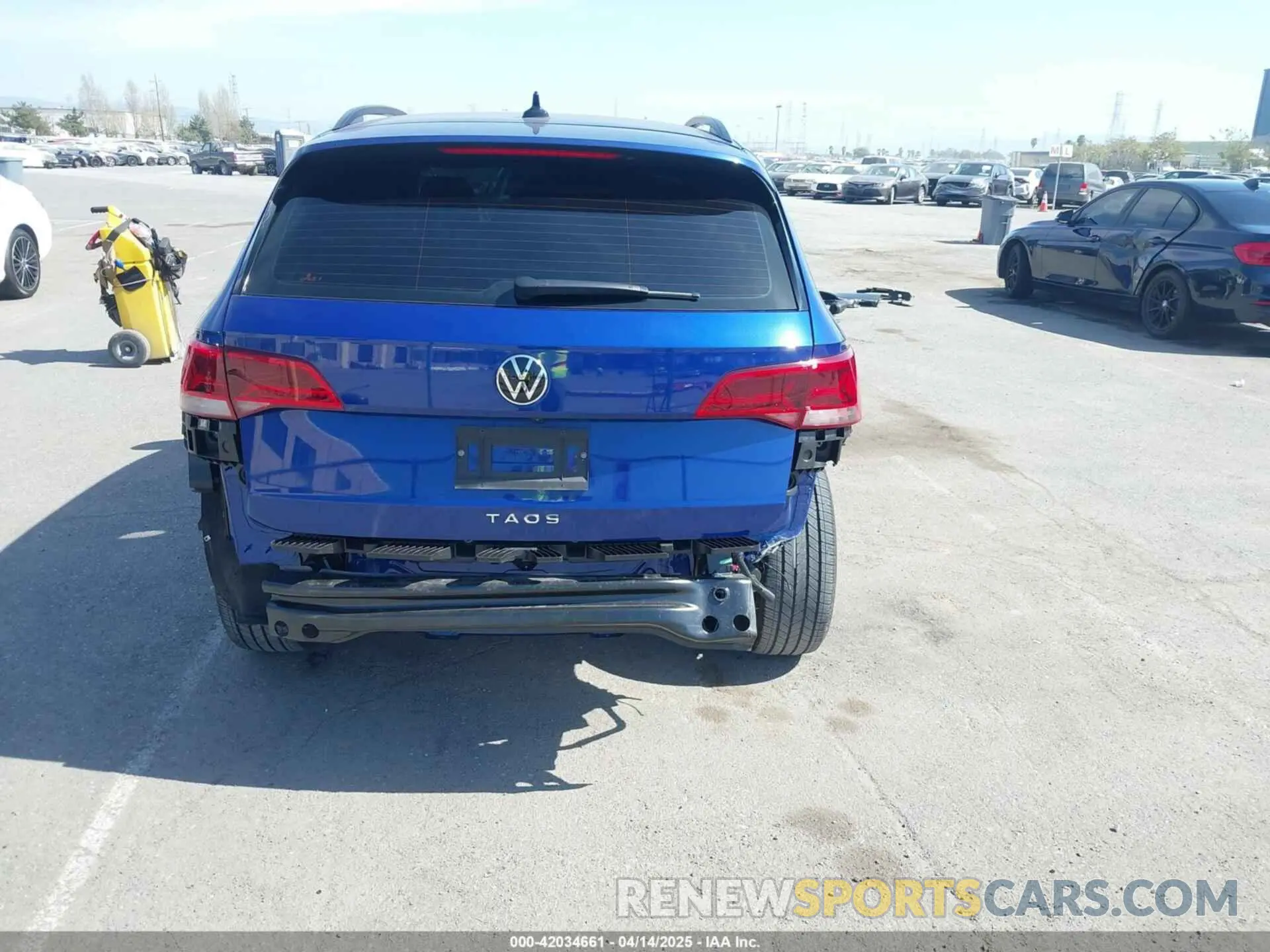 6 Photograph of a damaged car 3VVDX7B24PM382465 VOLKSWAGEN TAOS 2023