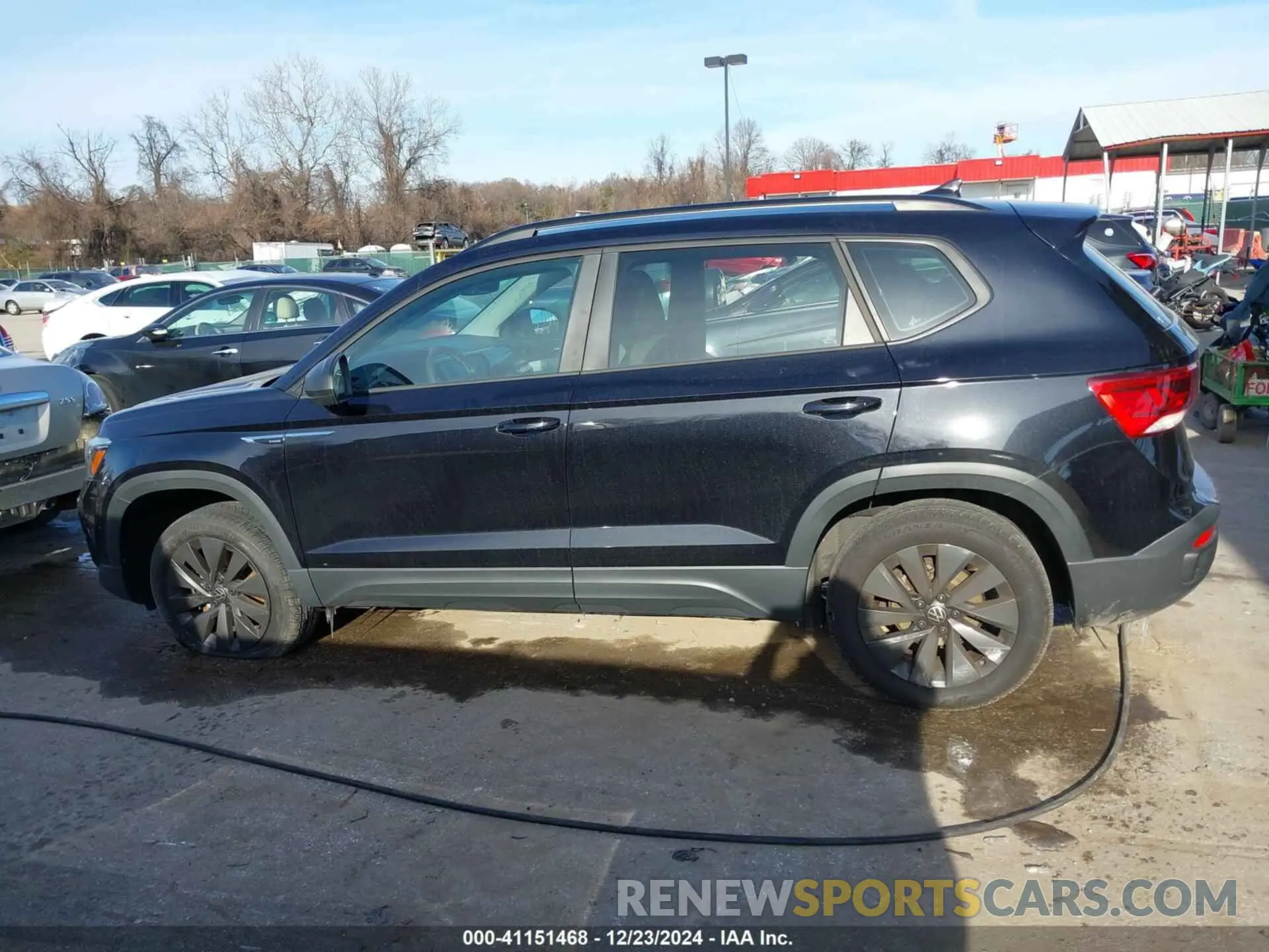 15 Photograph of a damaged car 3VVDX7B25PM354495 VOLKSWAGEN TAOS 2023