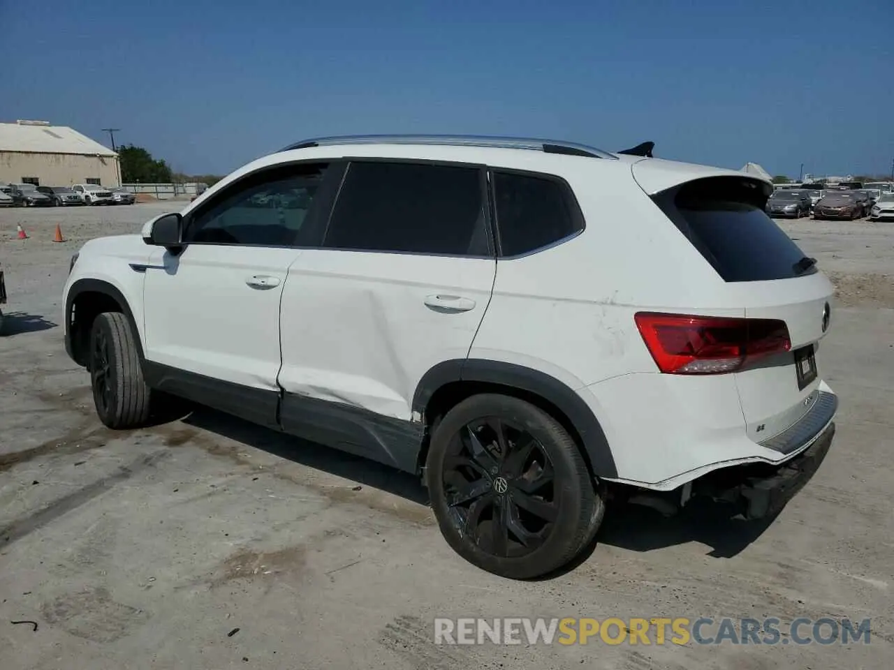 2 Photograph of a damaged car 3VVEX7B21PM332708 VOLKSWAGEN TAOS 2023