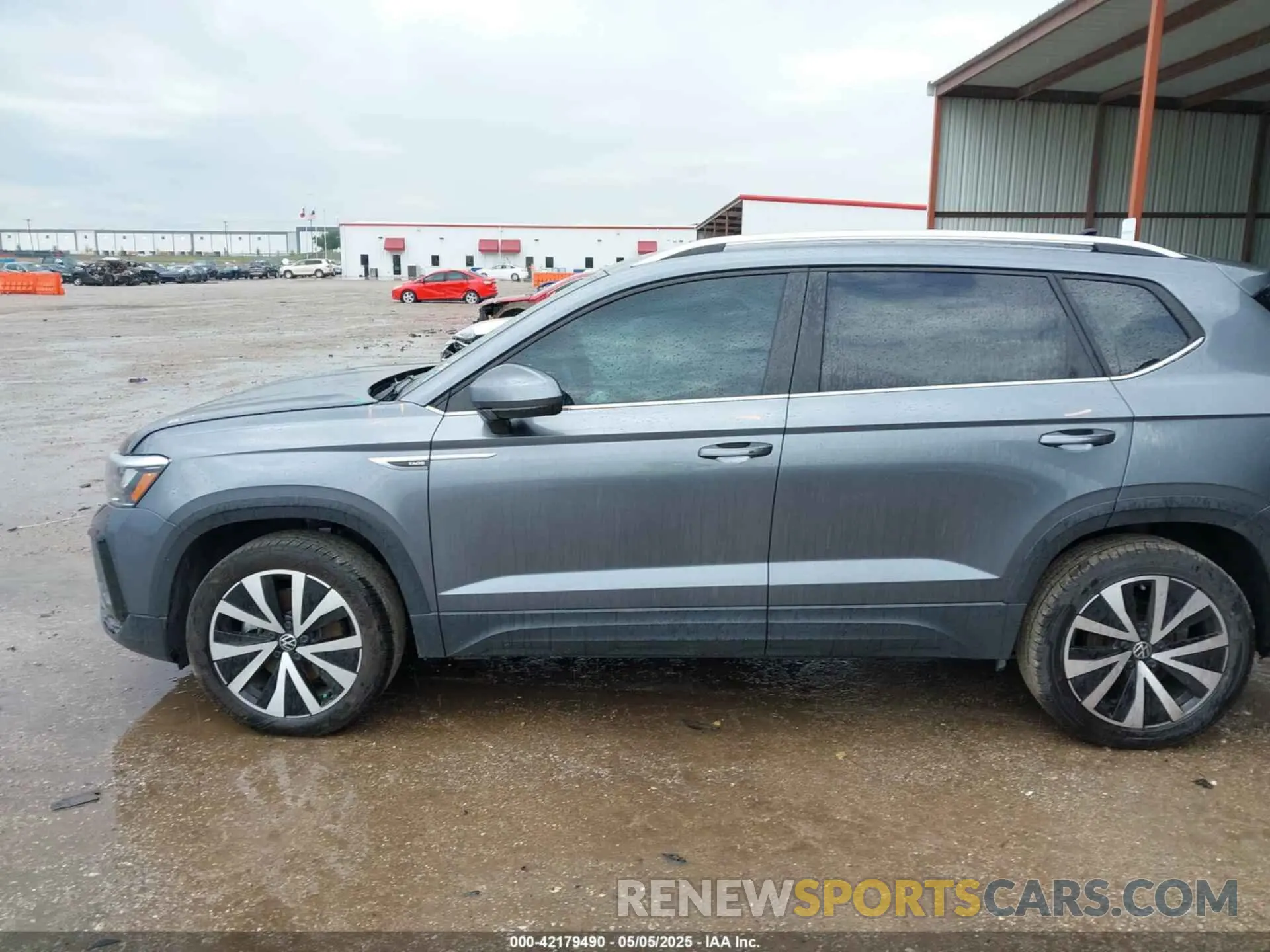14 Photograph of a damaged car 3VVEX7B21PM344647 VOLKSWAGEN TAOS 2023