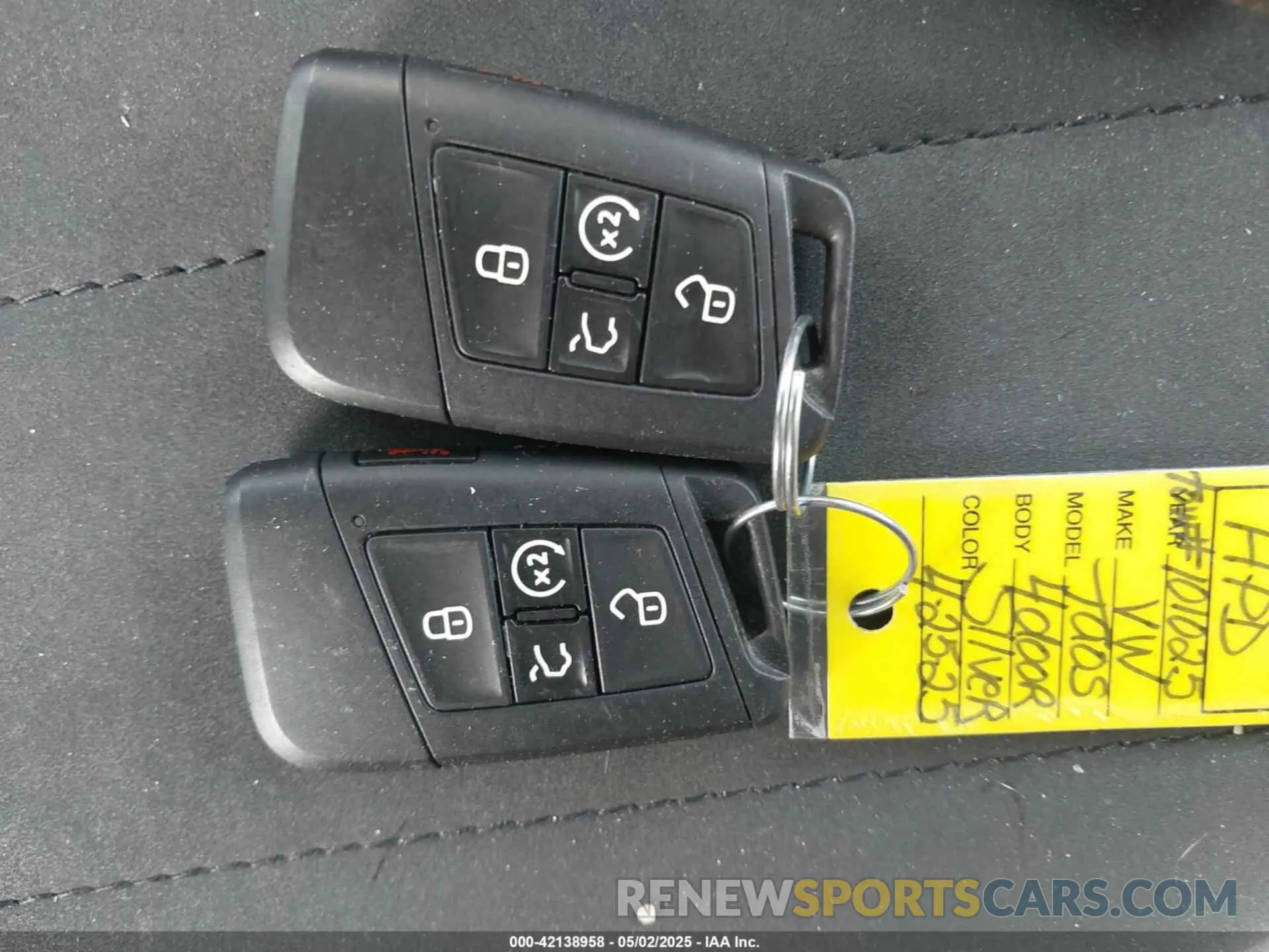 11 Photograph of a damaged car 3VVEX7B24PM342309 VOLKSWAGEN TAOS 2023