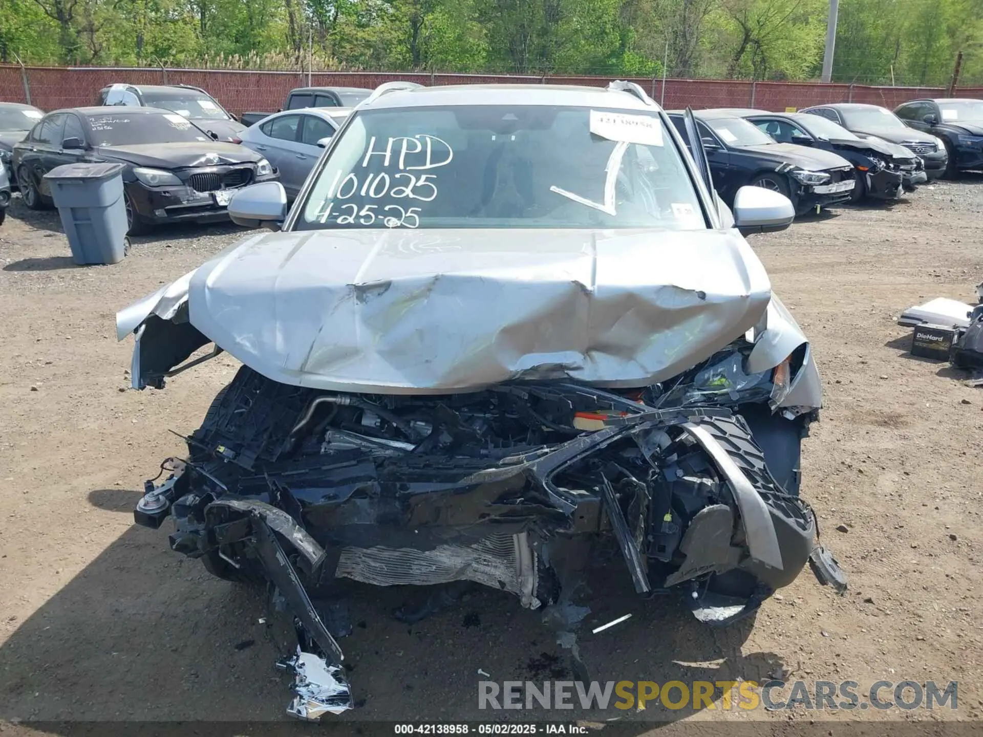 12 Photograph of a damaged car 3VVEX7B24PM342309 VOLKSWAGEN TAOS 2023