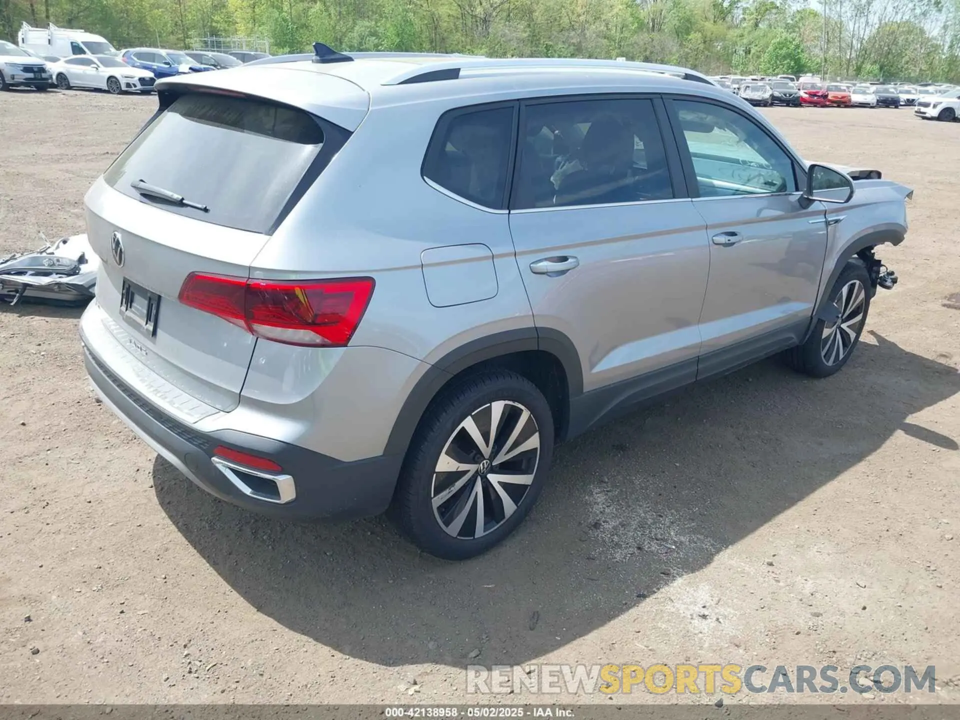 4 Photograph of a damaged car 3VVEX7B24PM342309 VOLKSWAGEN TAOS 2023