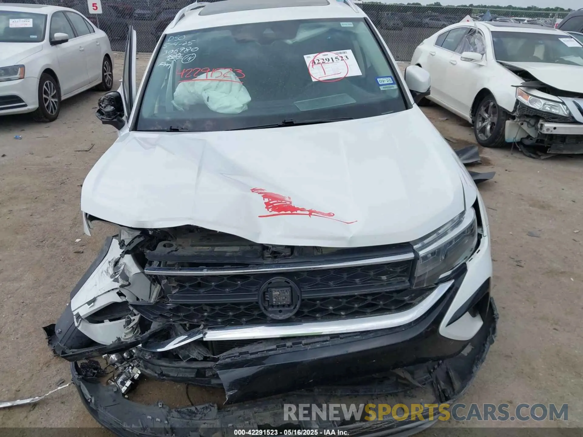6 Photograph of a damaged car 3VVEX7B28PM306980 VOLKSWAGEN TAOS 2023