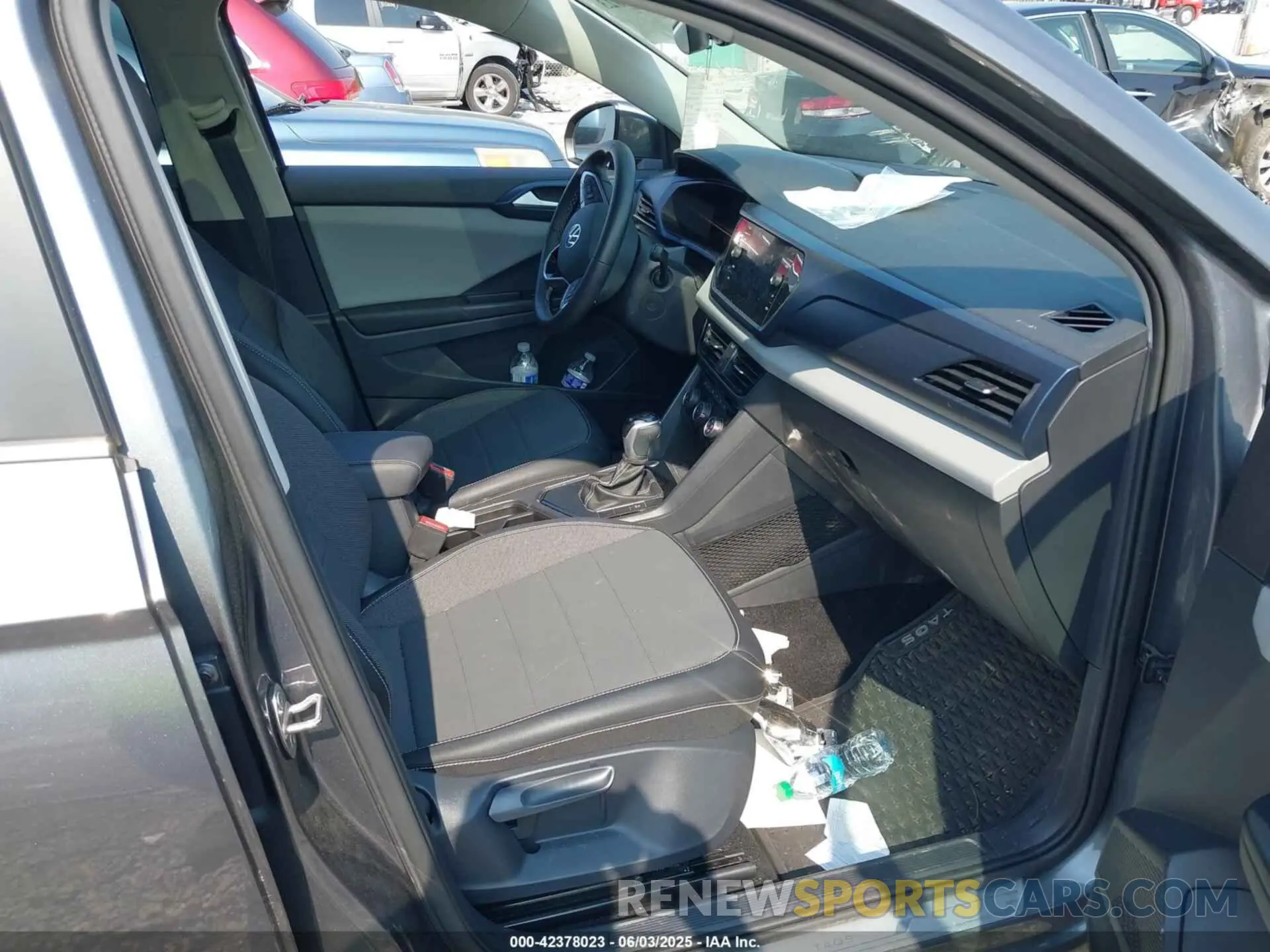 5 Photograph of a damaged car 3VVEX7B28PM349683 VOLKSWAGEN TAOS 2023