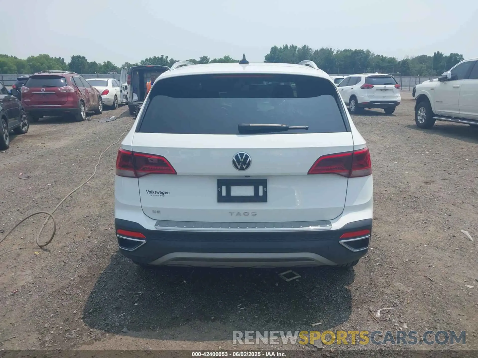 16 Photograph of a damaged car 3VVEX7B2XPM310321 VOLKSWAGEN TAOS 2023