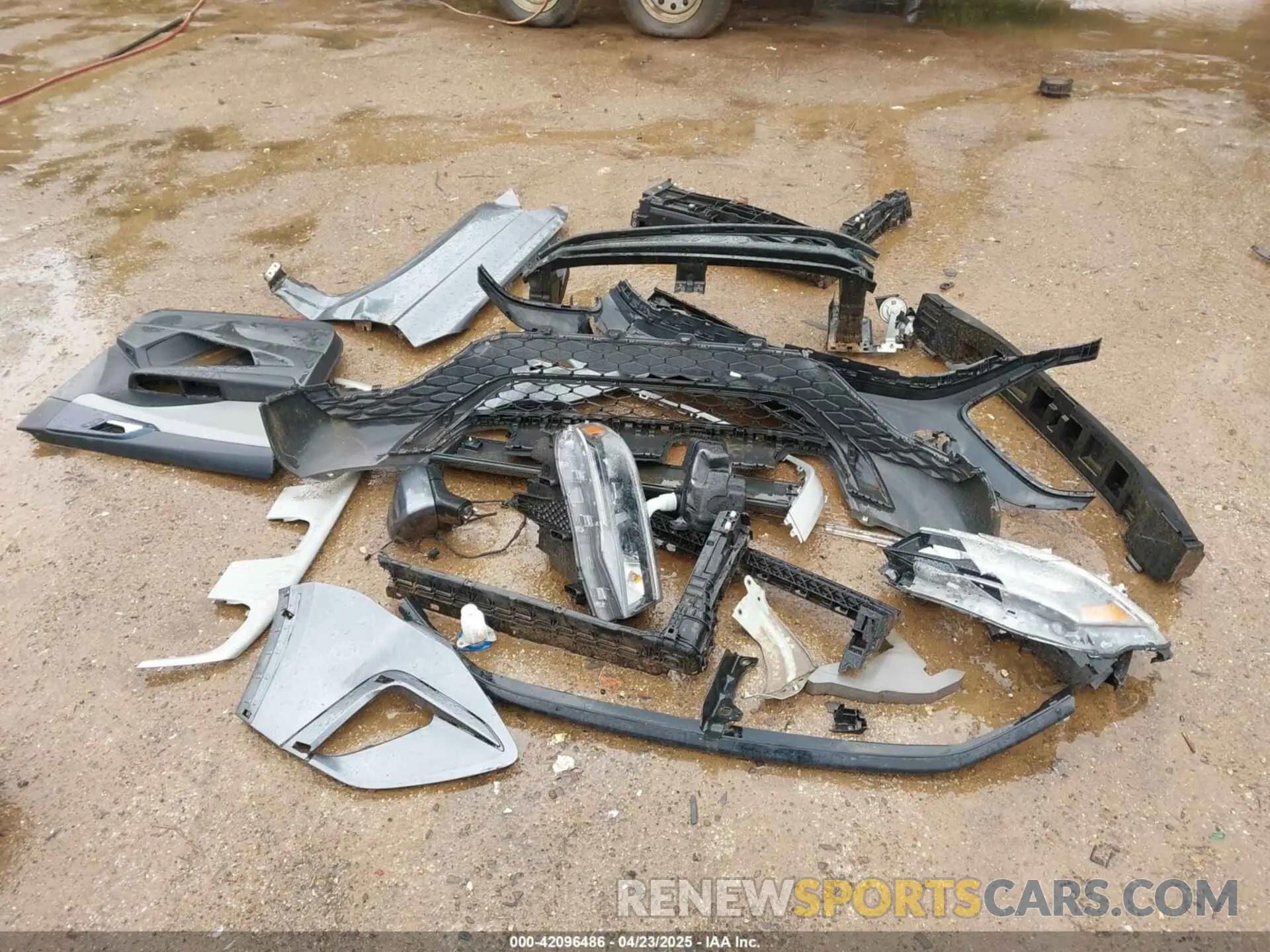 12 Photograph of a damaged car 3VVEX7B2XPM361172 VOLKSWAGEN TAOS 2023
