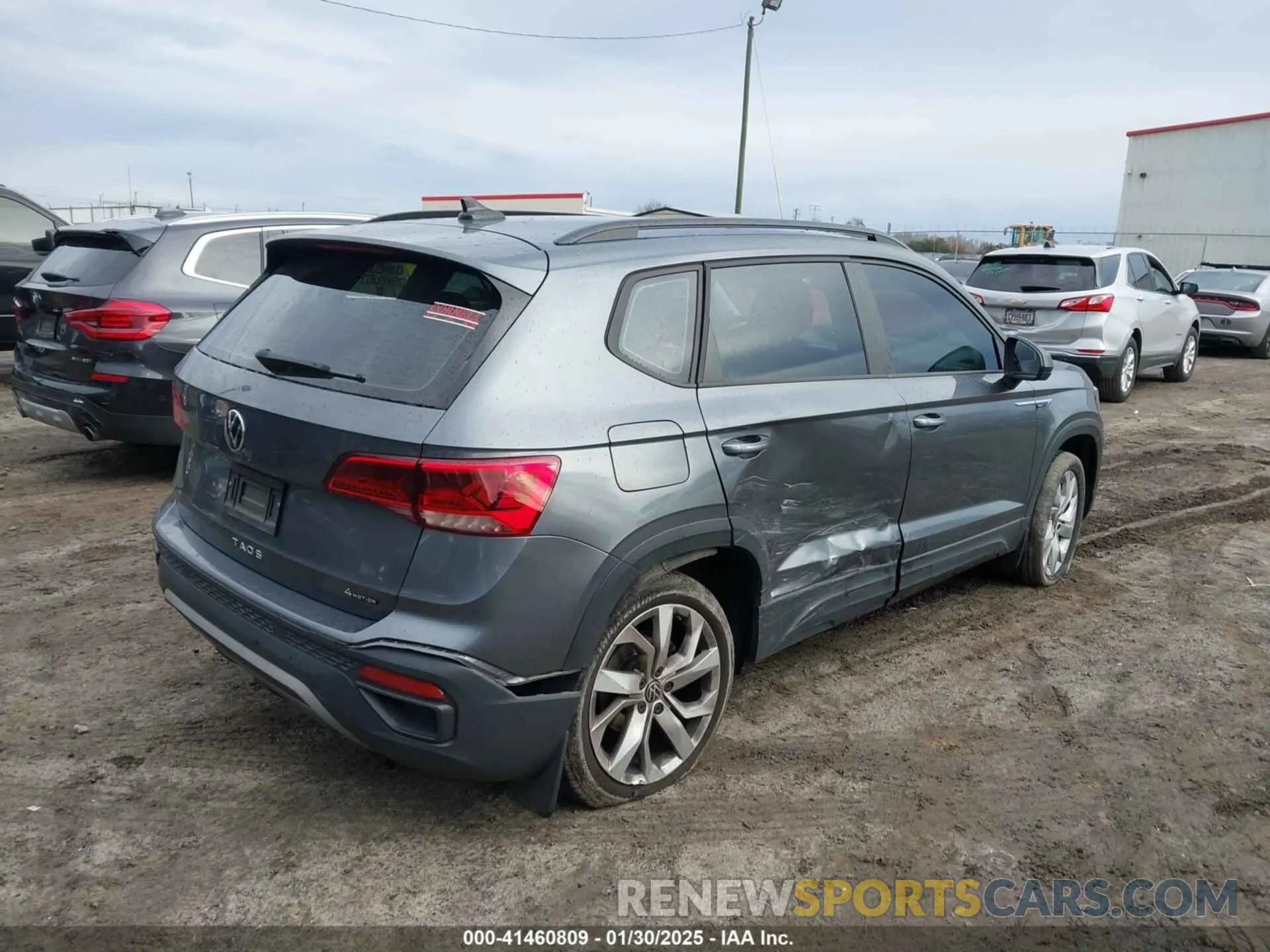 4 Photograph of a damaged car 3VVFX7B20PM312812 VOLKSWAGEN TAOS 2023