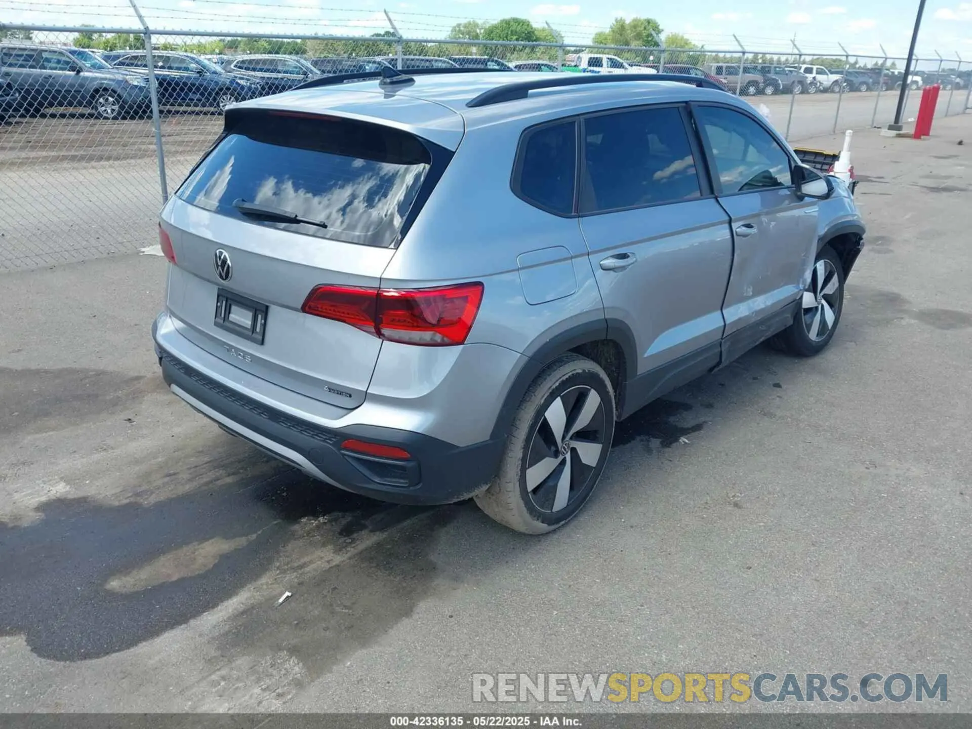 4 Photograph of a damaged car 3VVMX7B20PM363301 VOLKSWAGEN TAOS 2023