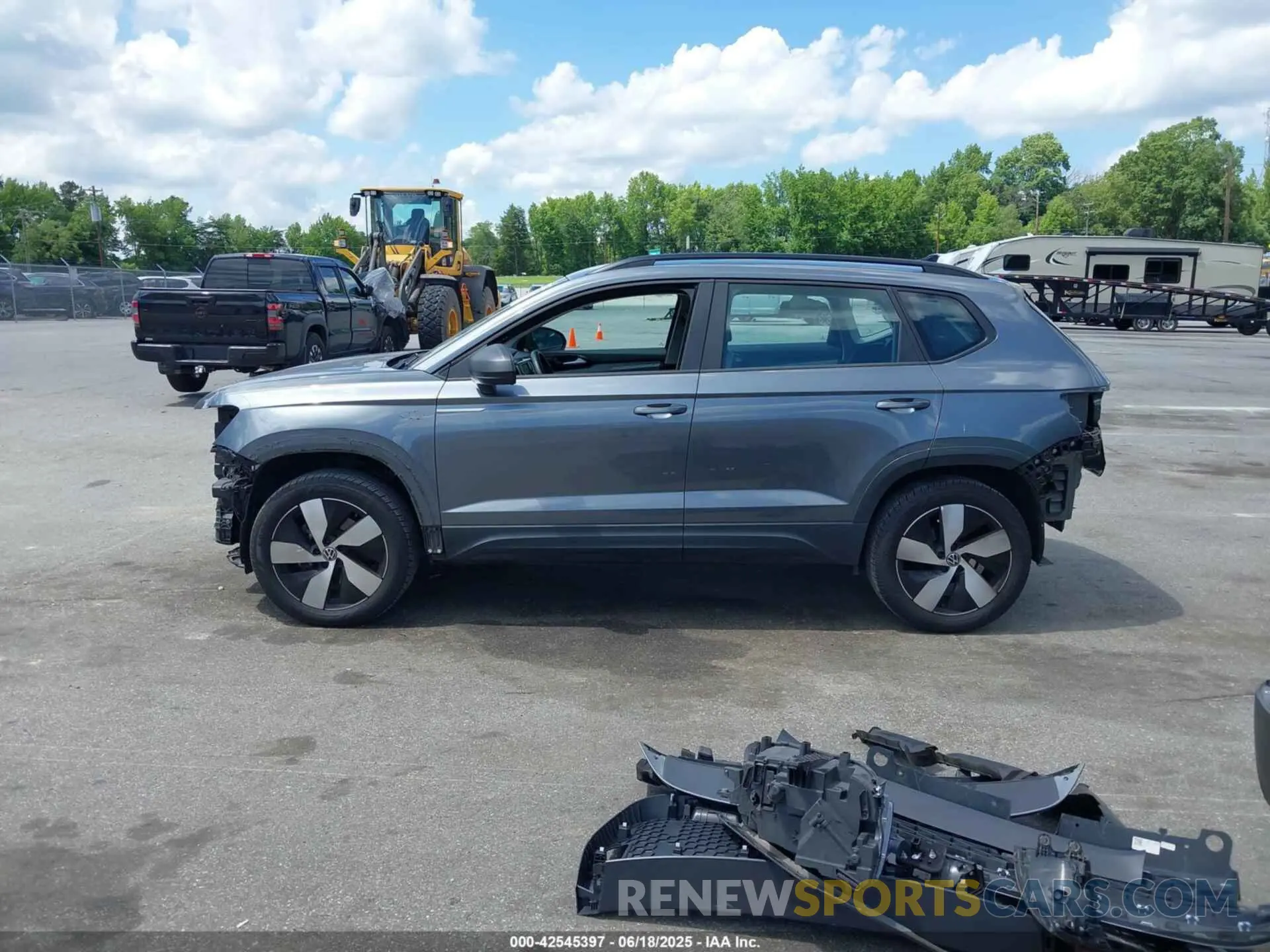 15 Photograph of a damaged car 3VVMX7B24PM356965 VOLKSWAGEN TAOS 2023