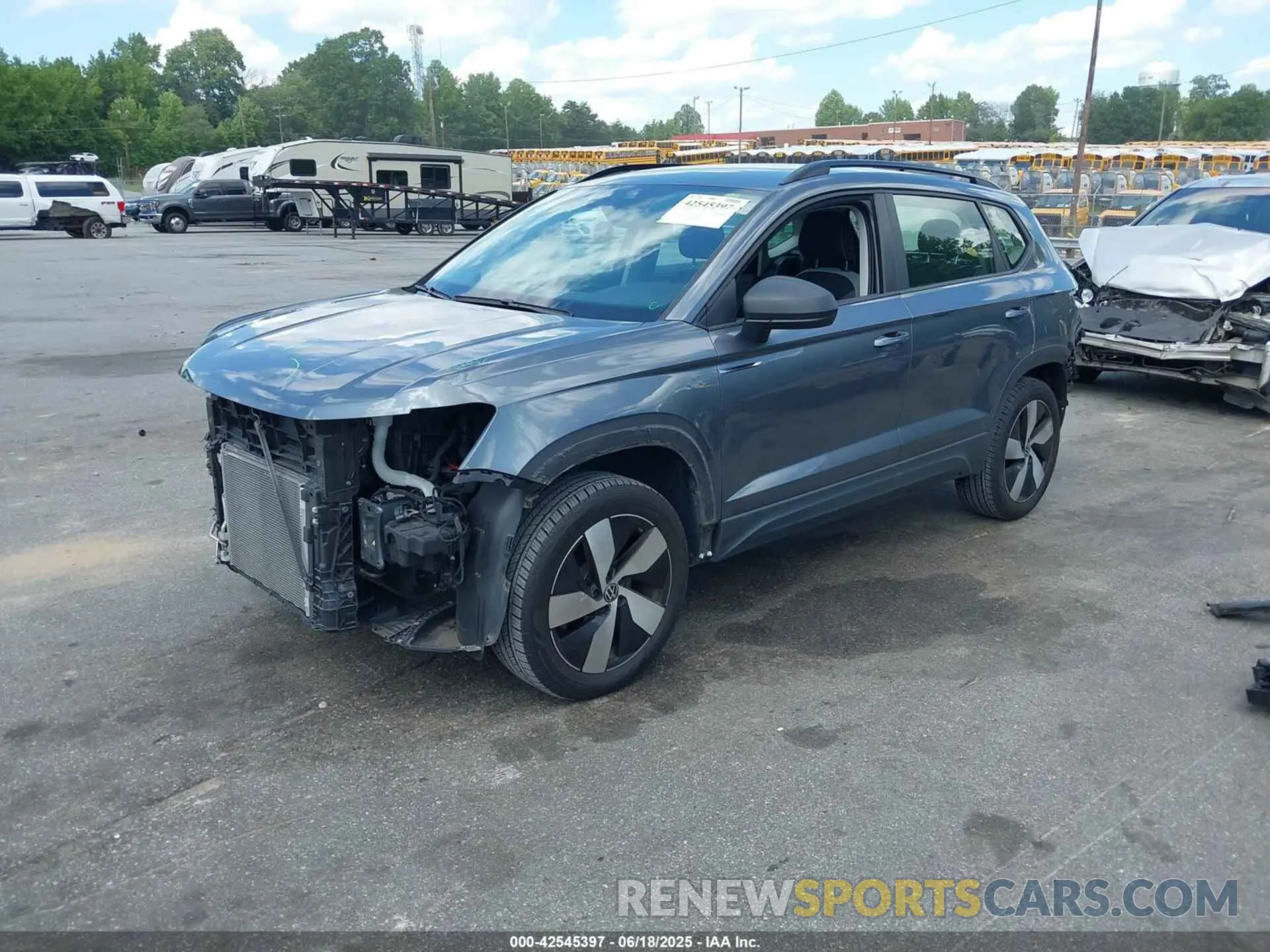 2 Photograph of a damaged car 3VVMX7B24PM356965 VOLKSWAGEN TAOS 2023