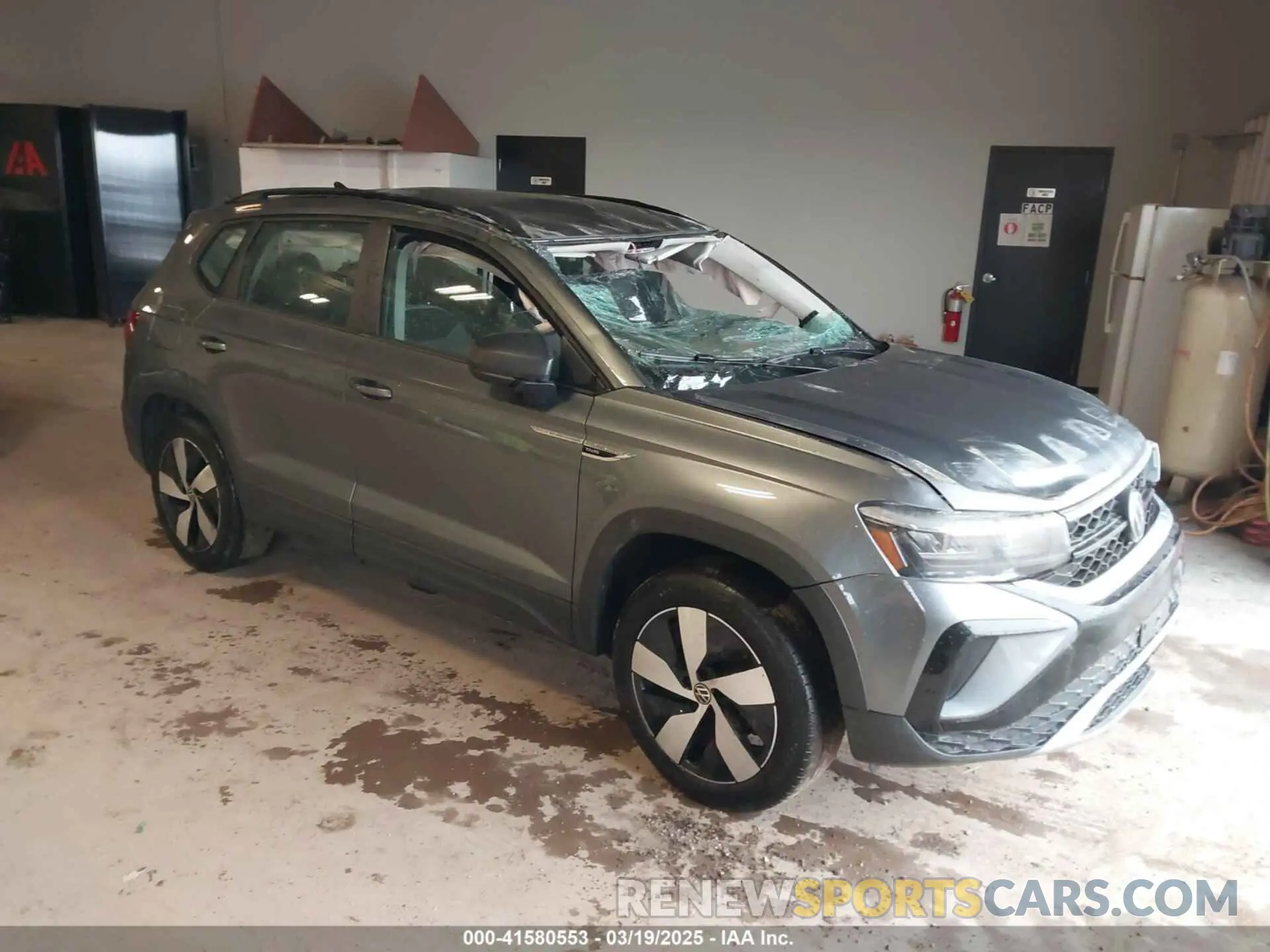 1 Photograph of a damaged car 3VVMX7B2XPM357148 VOLKSWAGEN TAOS 2023
