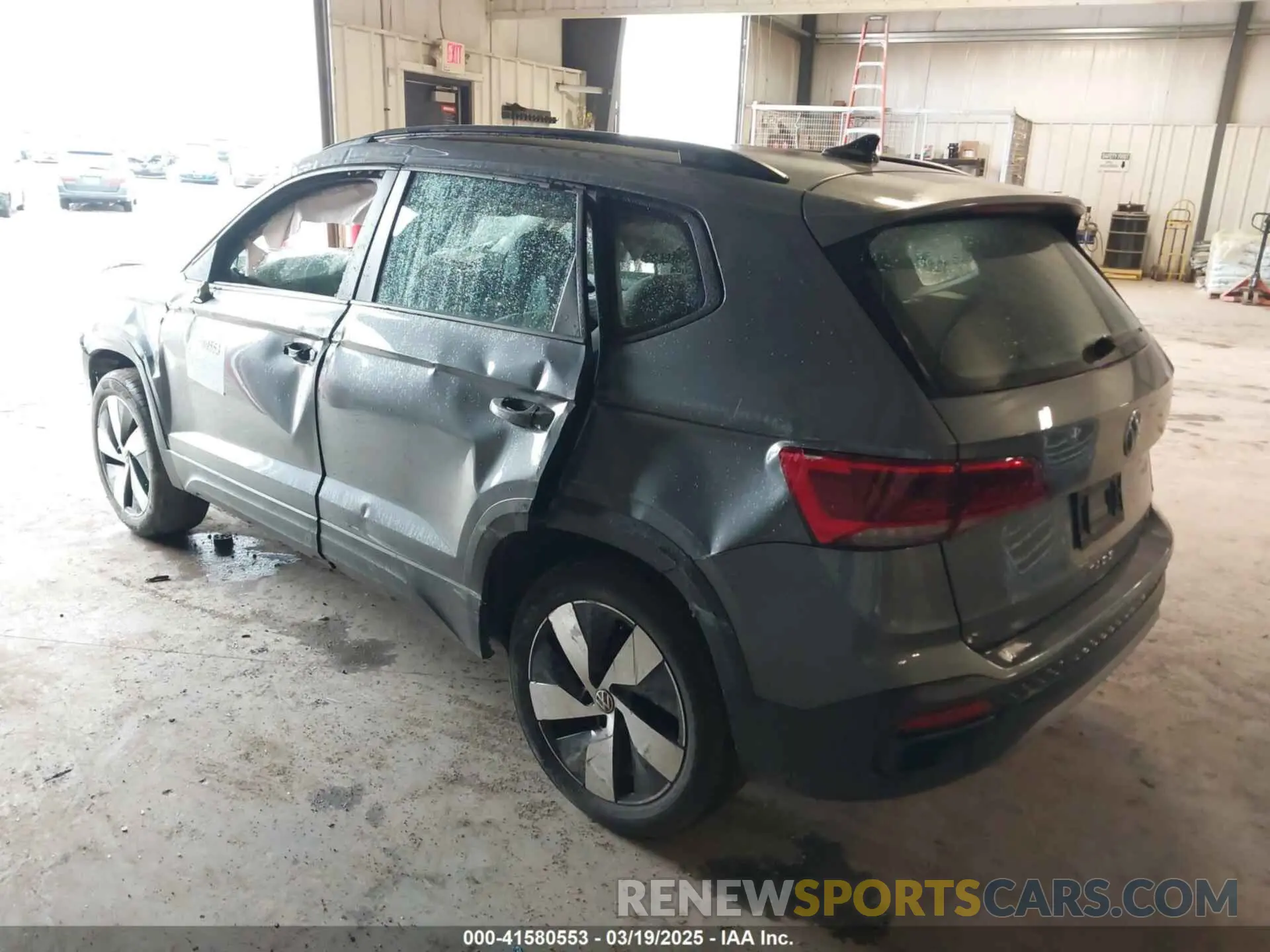 3 Photograph of a damaged car 3VVMX7B2XPM357148 VOLKSWAGEN TAOS 2023