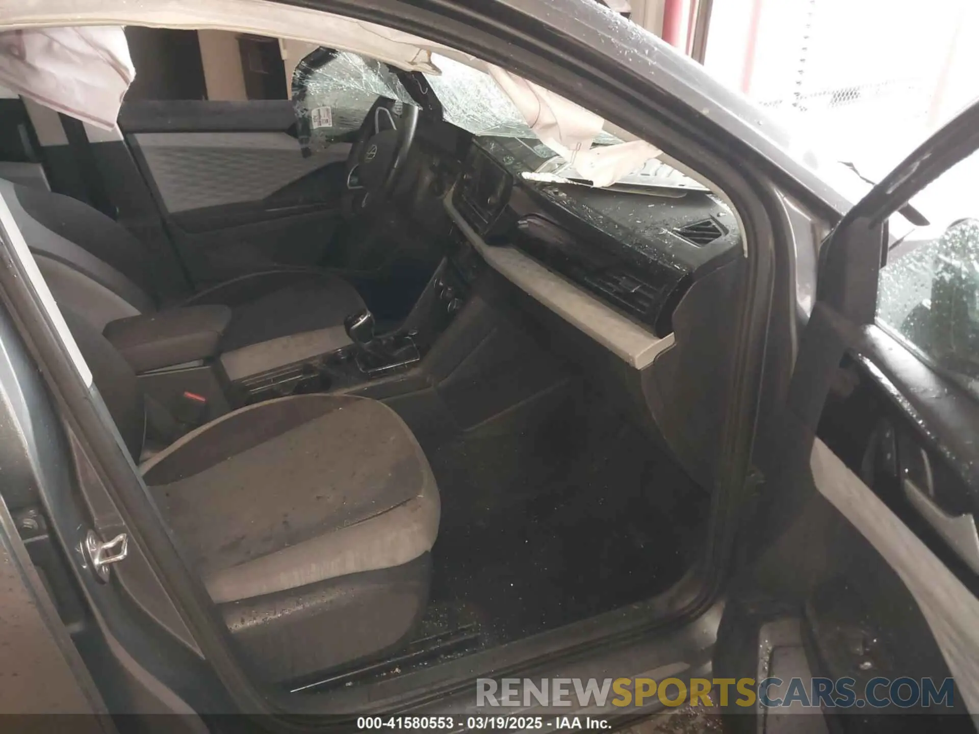 5 Photograph of a damaged car 3VVMX7B2XPM357148 VOLKSWAGEN TAOS 2023