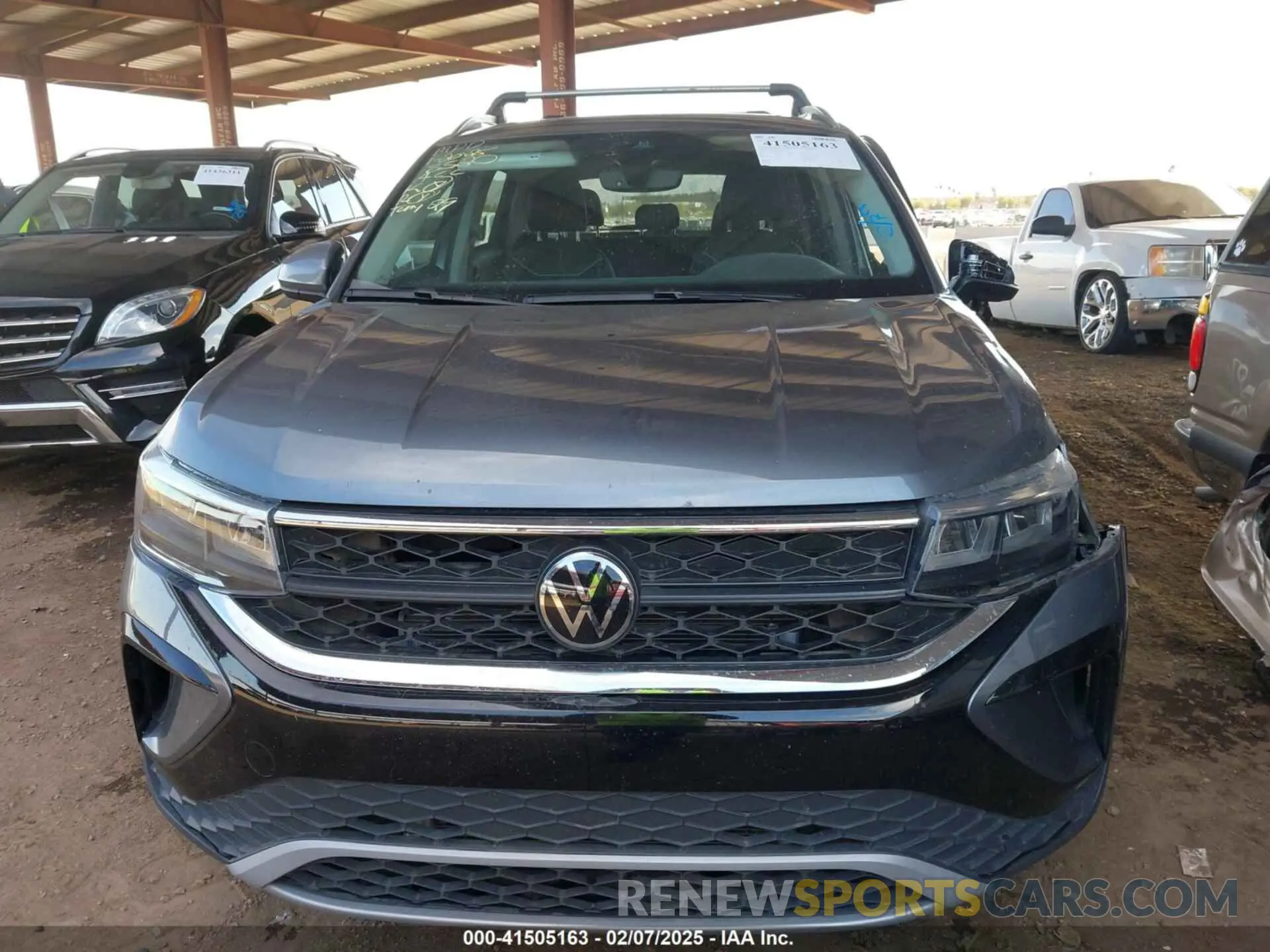13 Photograph of a damaged car 3VVNX7B22PM329543 VOLKSWAGEN TAOS 2023