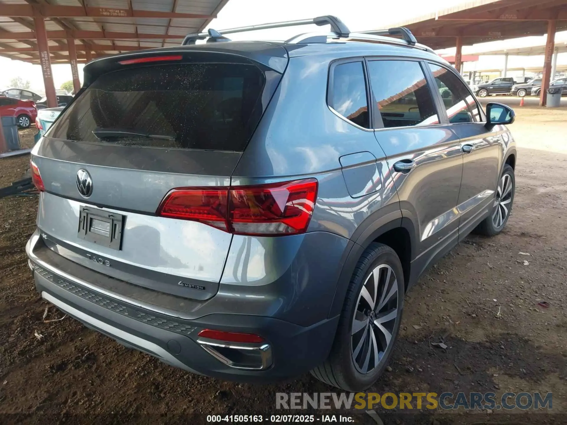 4 Photograph of a damaged car 3VVNX7B22PM329543 VOLKSWAGEN TAOS 2023