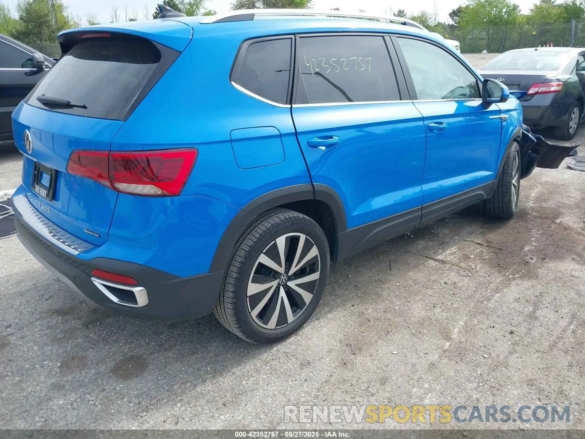 4 Photograph of a damaged car 3VVNX7B26PM312776 VOLKSWAGEN TAOS 2023