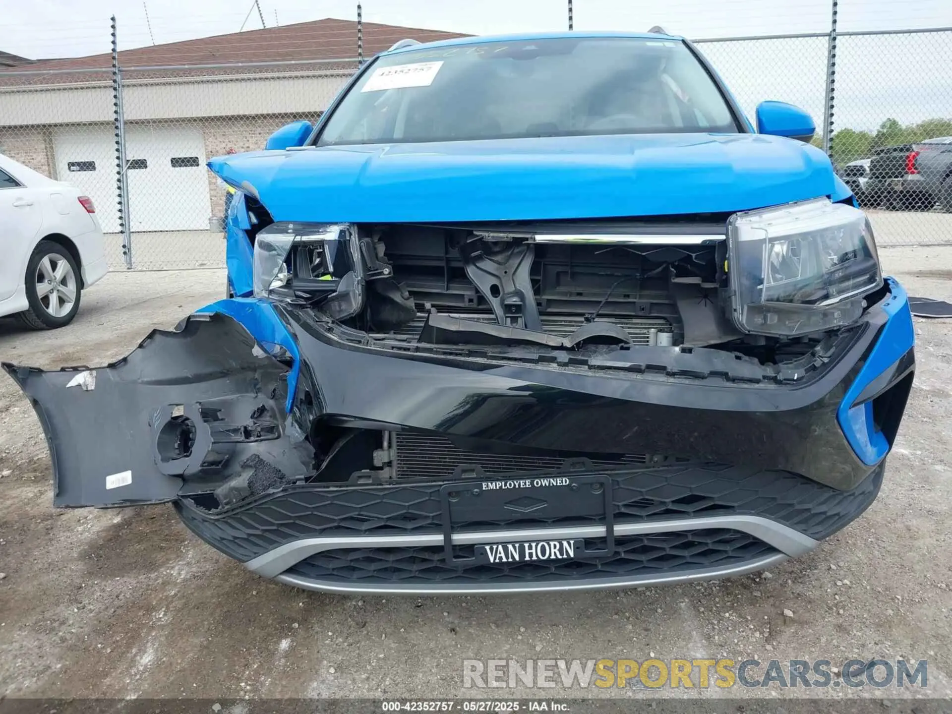 6 Photograph of a damaged car 3VVNX7B26PM312776 VOLKSWAGEN TAOS 2023
