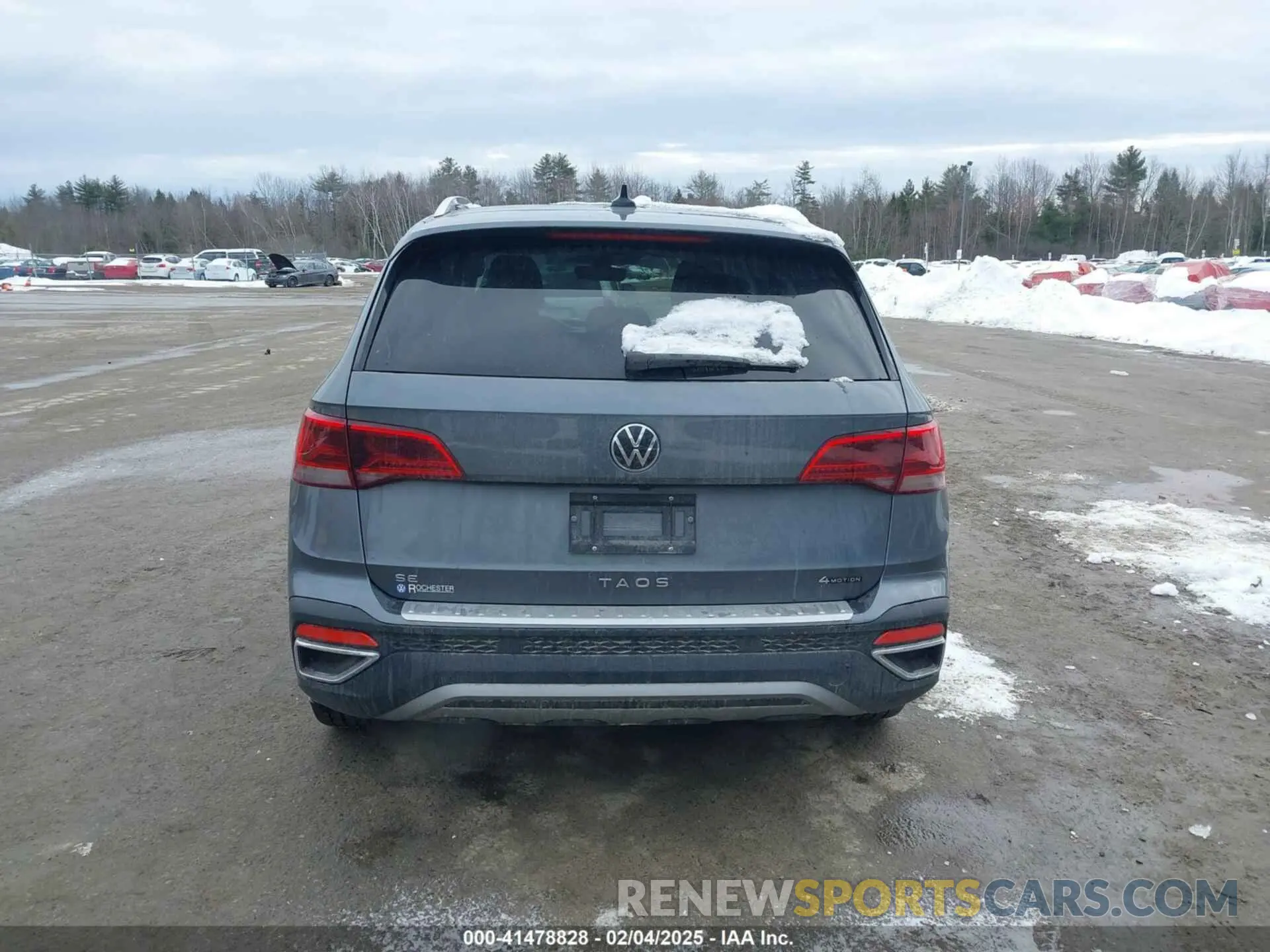 17 Photograph of a damaged car 3VVNX7B27PM312043 VOLKSWAGEN TAOS 2023
