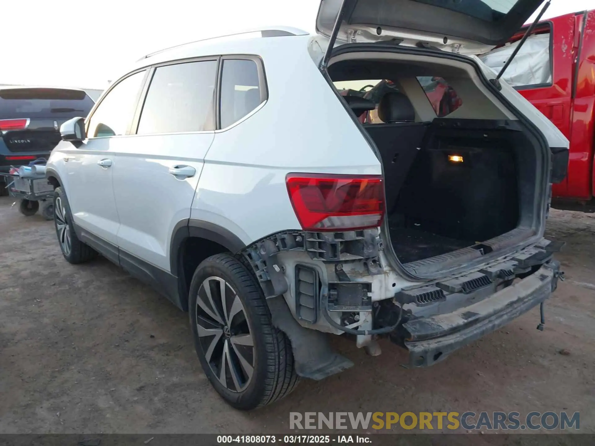 3 Photograph of a damaged car 3VVSX7B23PM320269 VOLKSWAGEN TAOS 2023
