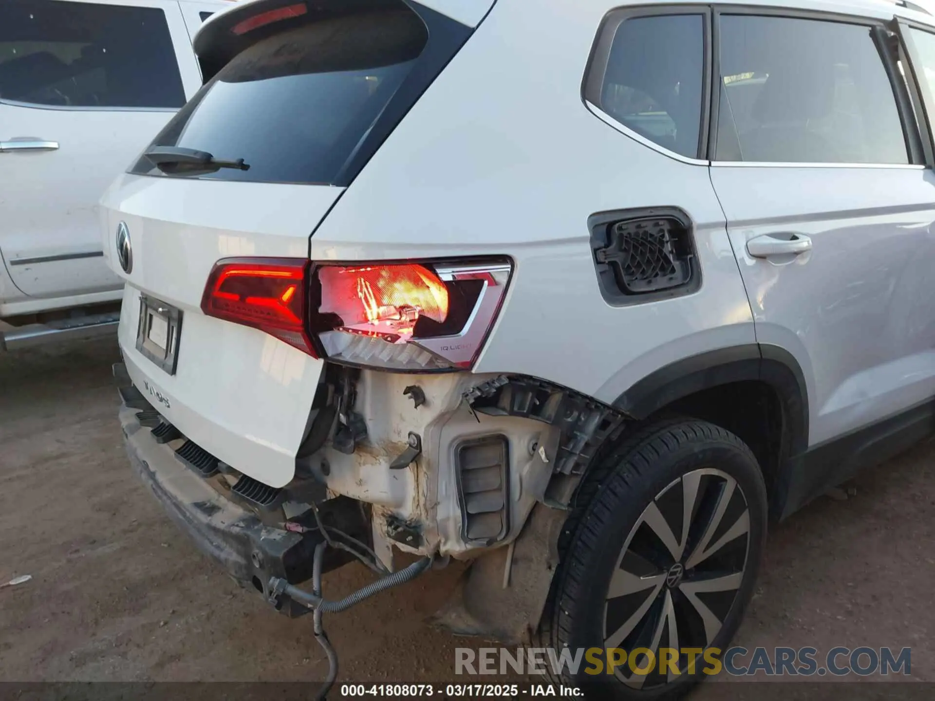 6 Photograph of a damaged car 3VVSX7B23PM320269 VOLKSWAGEN TAOS 2023