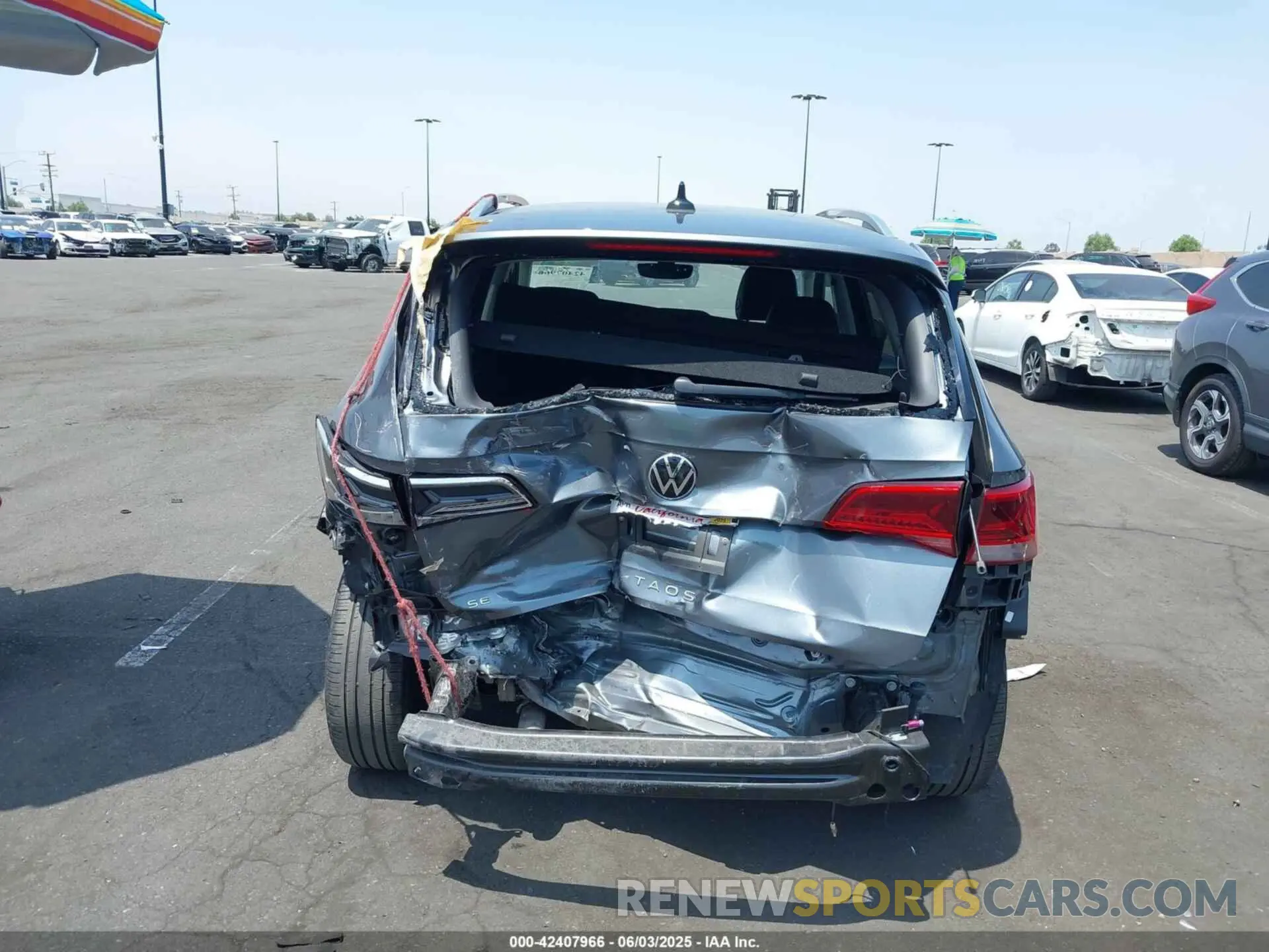 16 Photograph of a damaged car 3VVSX7B29PM333639 VOLKSWAGEN TAOS 2023