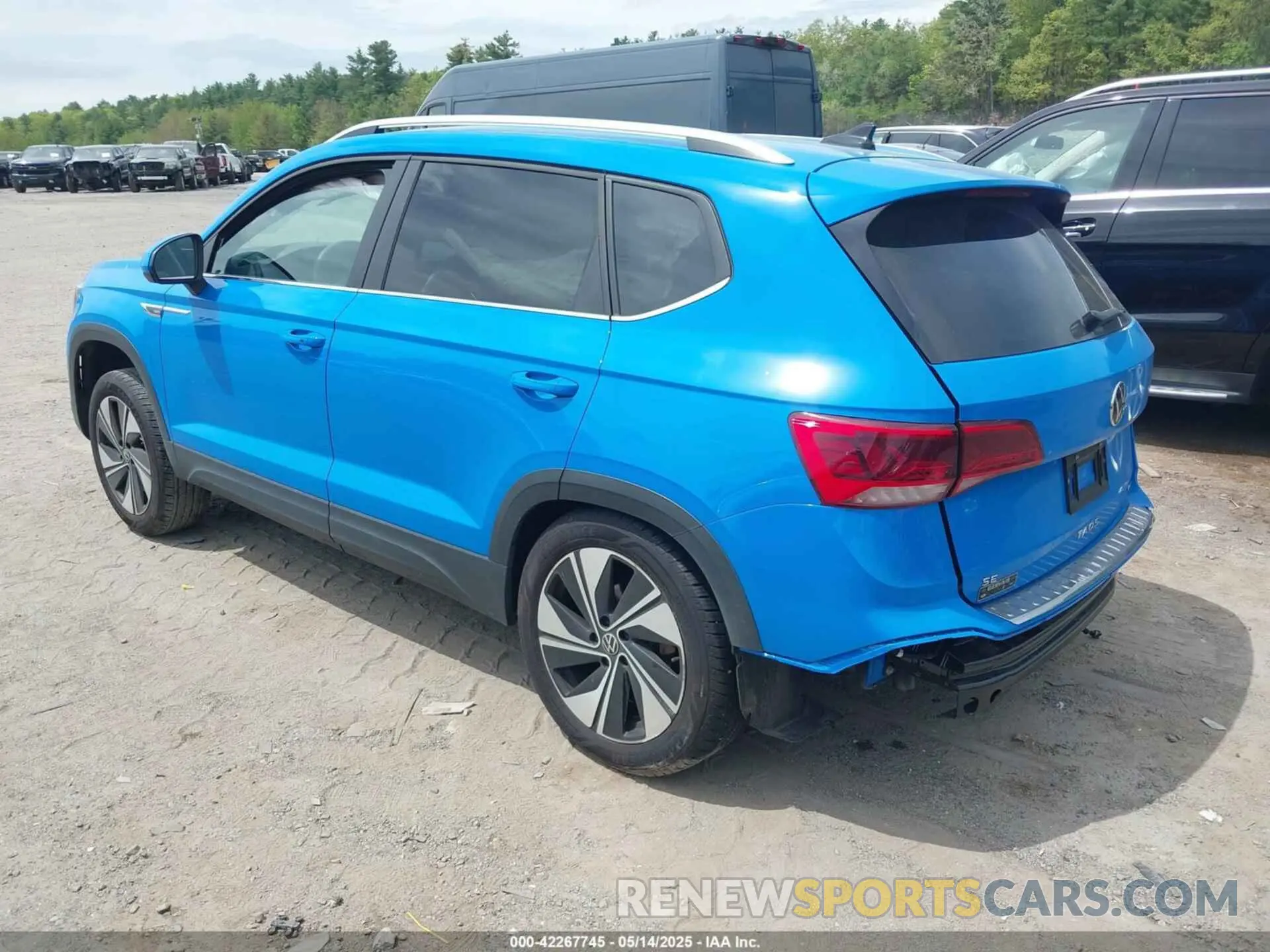 3 Photograph of a damaged car 3VVUX7B25PM361611 VOLKSWAGEN TAOS 2023