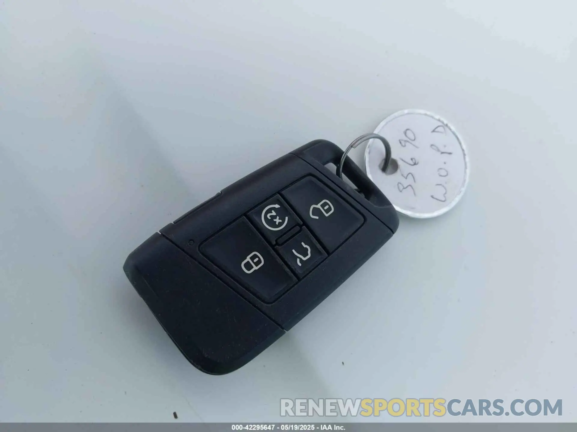 11 Photograph of a damaged car 3VVUX7B2XPM357666 VOLKSWAGEN TAOS 2023