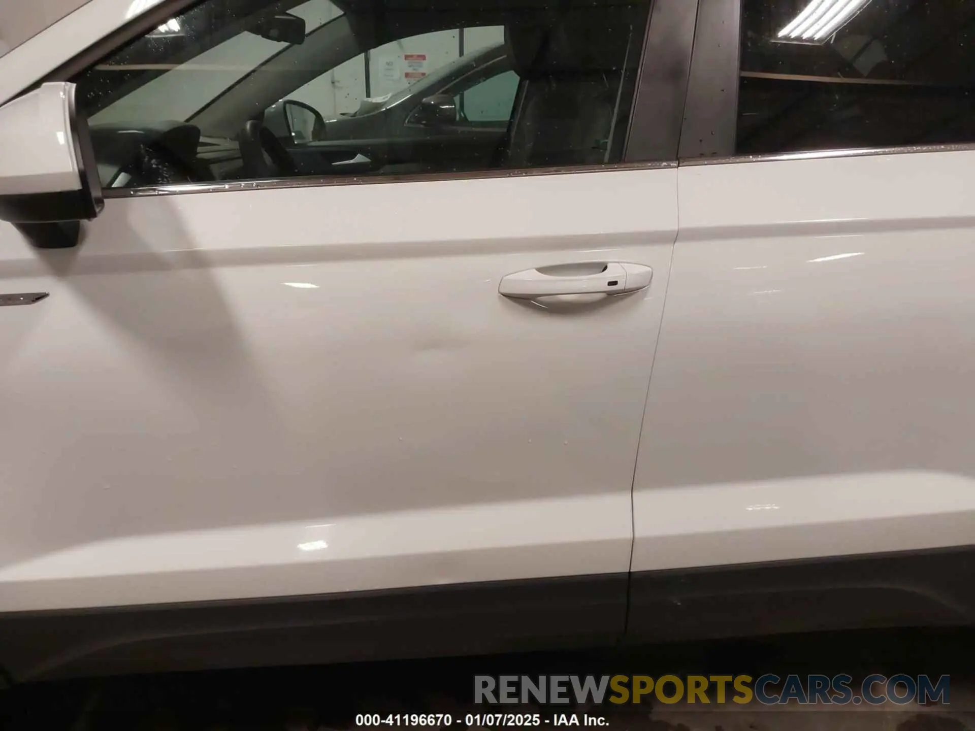 18 Photograph of a damaged car 3VVVX7B20PM373721 VOLKSWAGEN TAOS 2023