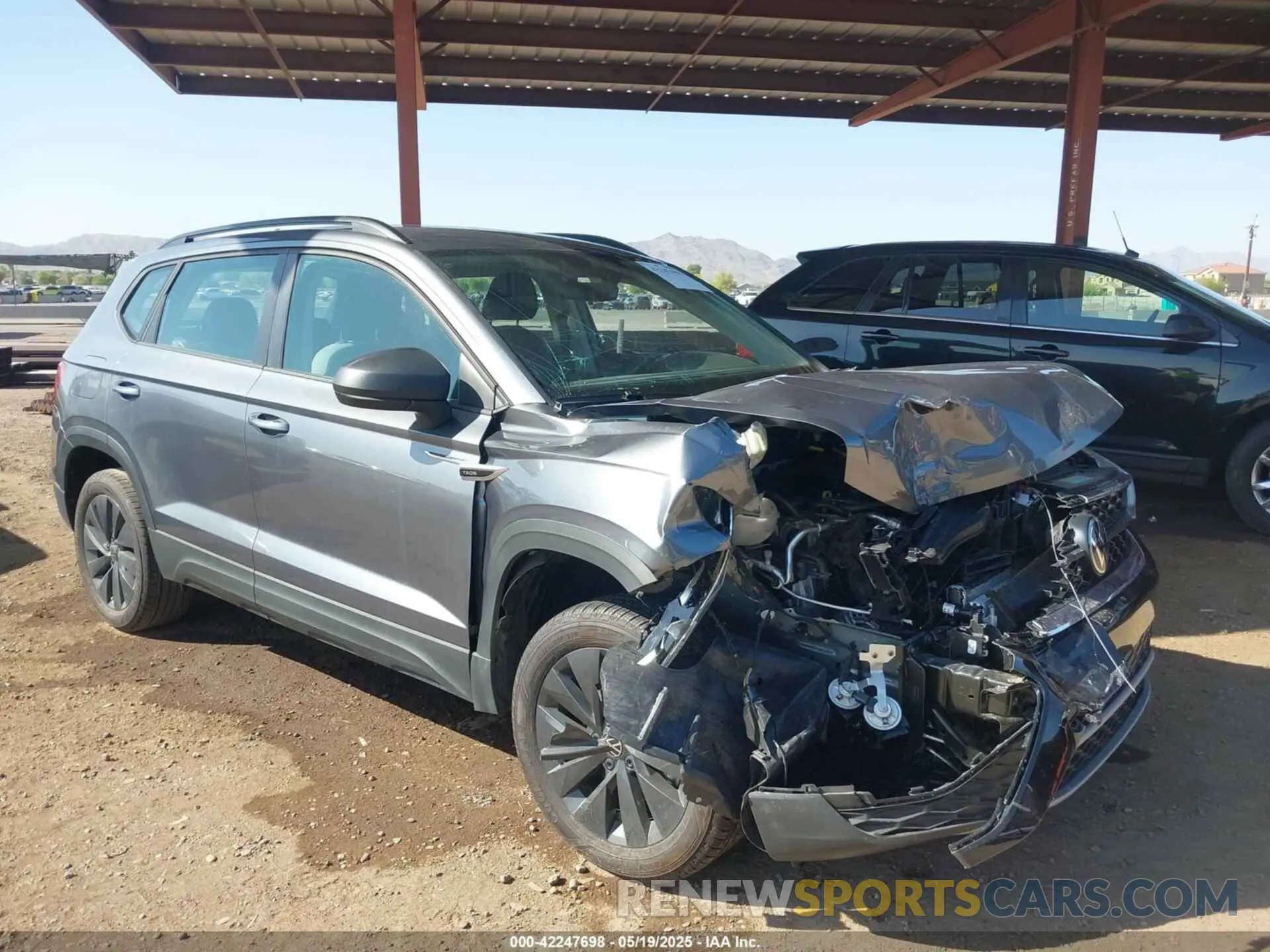1 Photograph of a damaged car 3VV5X7B24RM123644 VOLKSWAGEN TAOS 2024