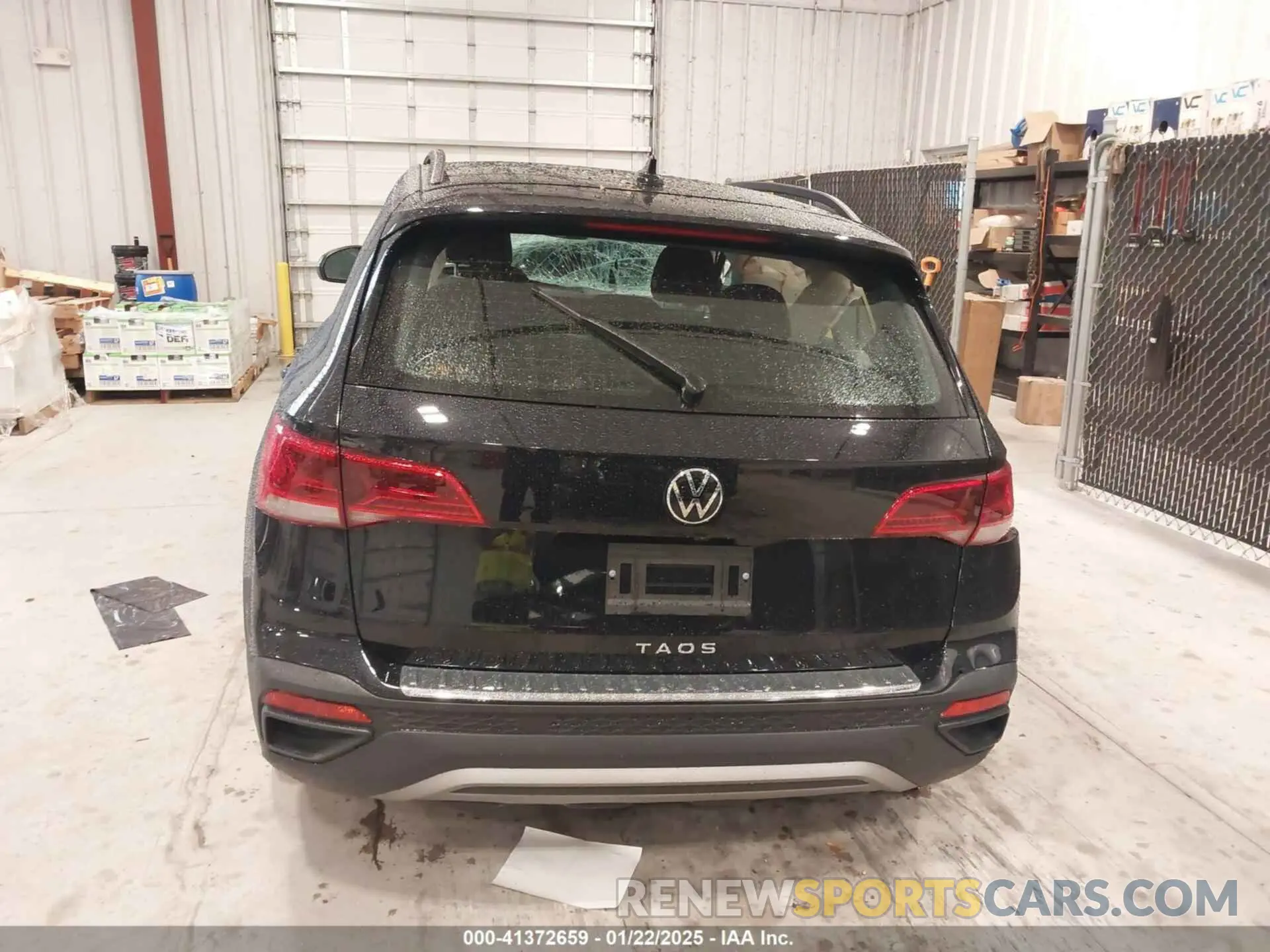 16 Photograph of a damaged car 3VV5X7B28RM077686 VOLKSWAGEN TAOS 2024