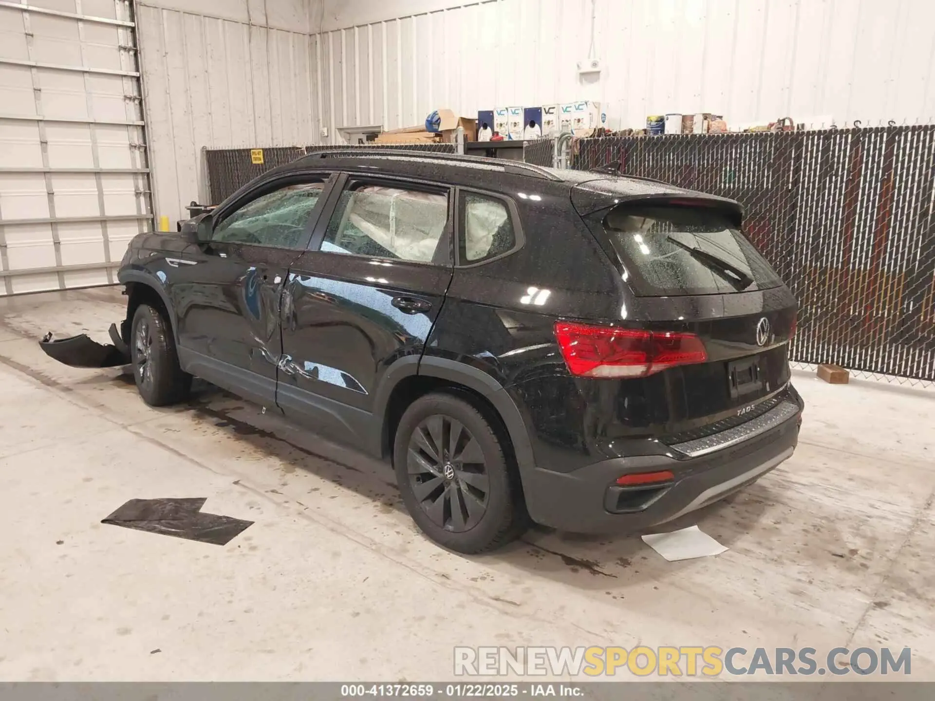 3 Photograph of a damaged car 3VV5X7B28RM077686 VOLKSWAGEN TAOS 2024