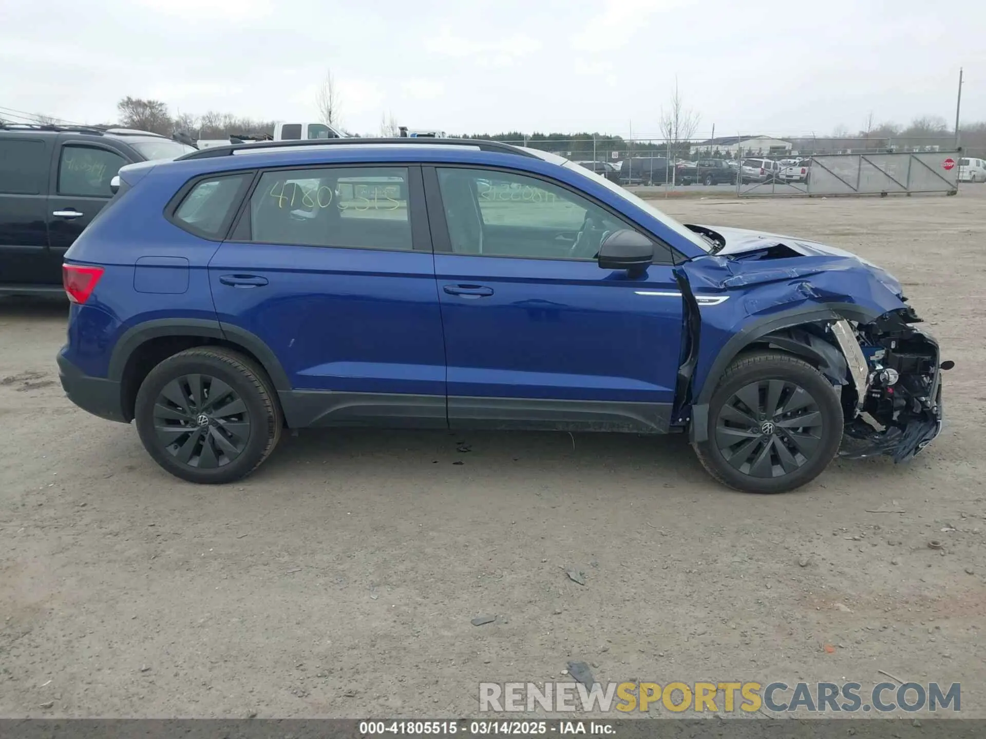 13 Photograph of a damaged car 3VV5X7B29RM102241 VOLKSWAGEN TAOS 2024